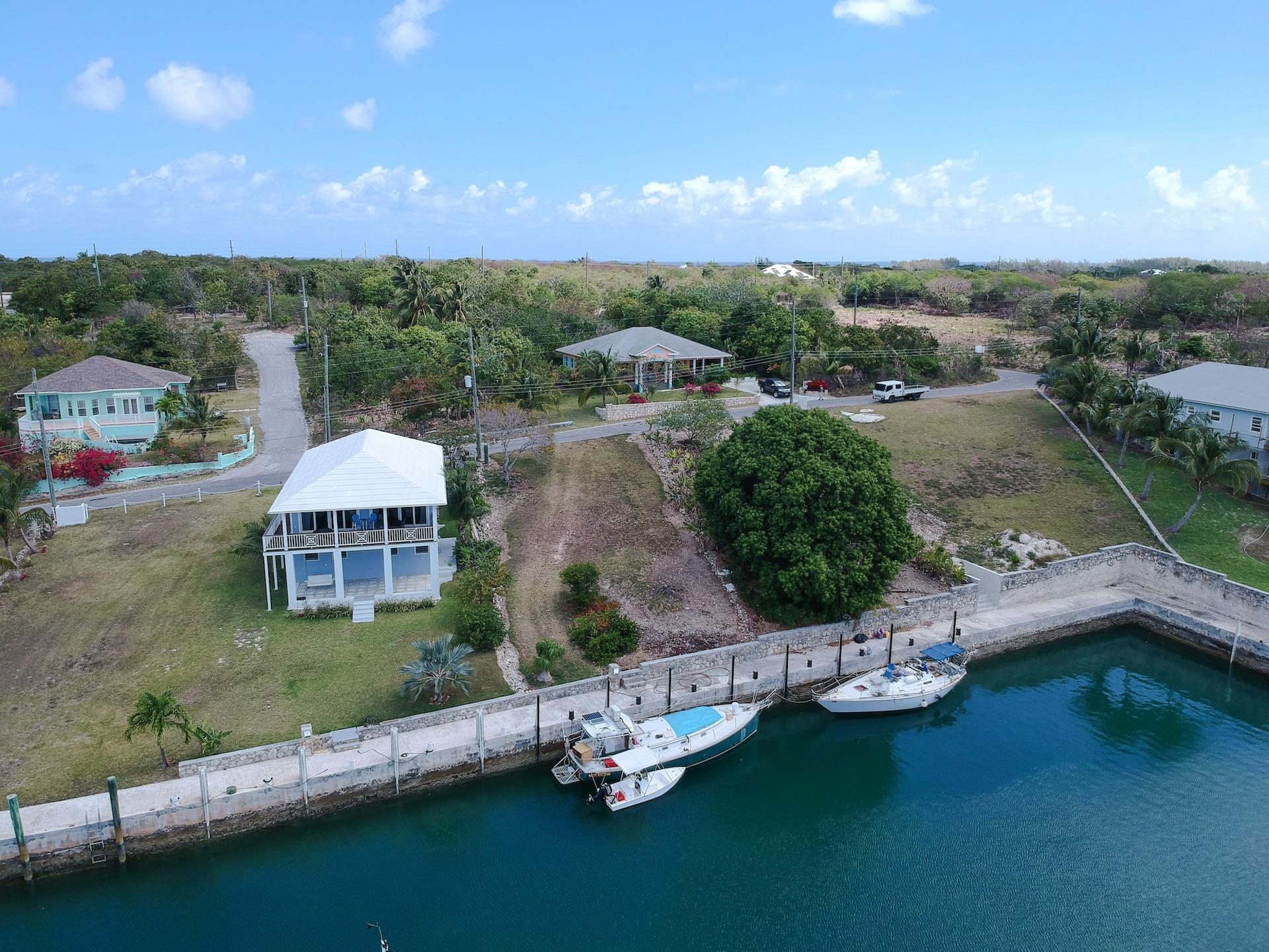 Canal Lot 11