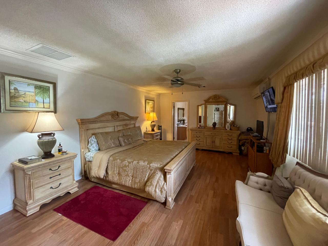 HOME IN WINTON MEADOWS
