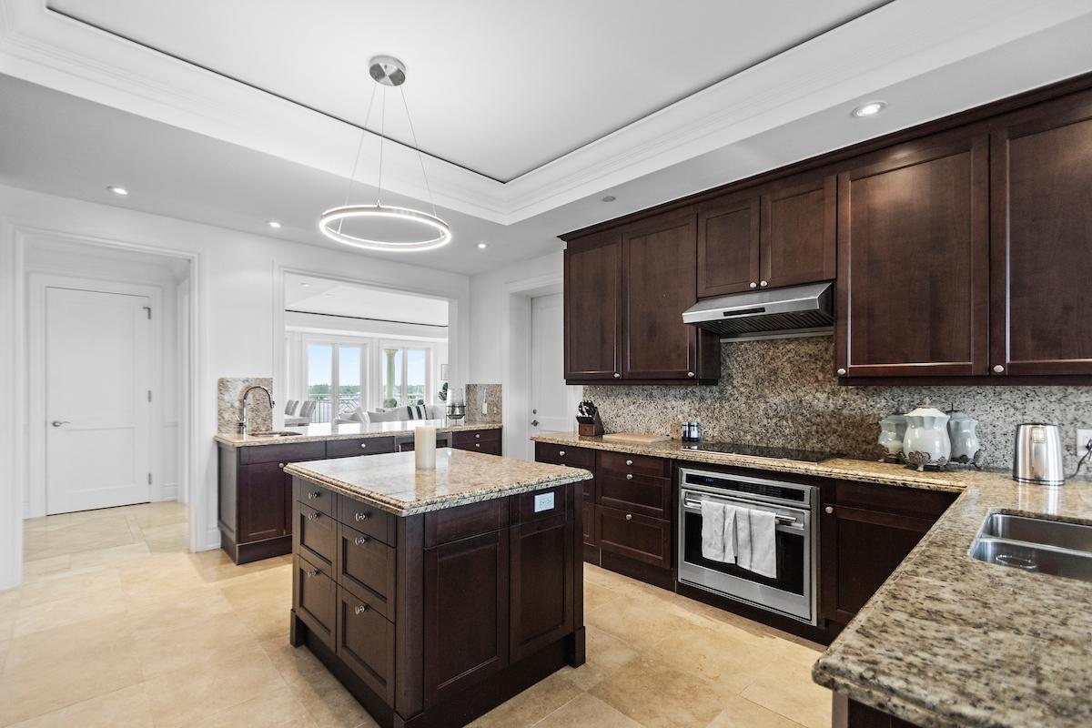 OCEAN CLUB RESIDENCES