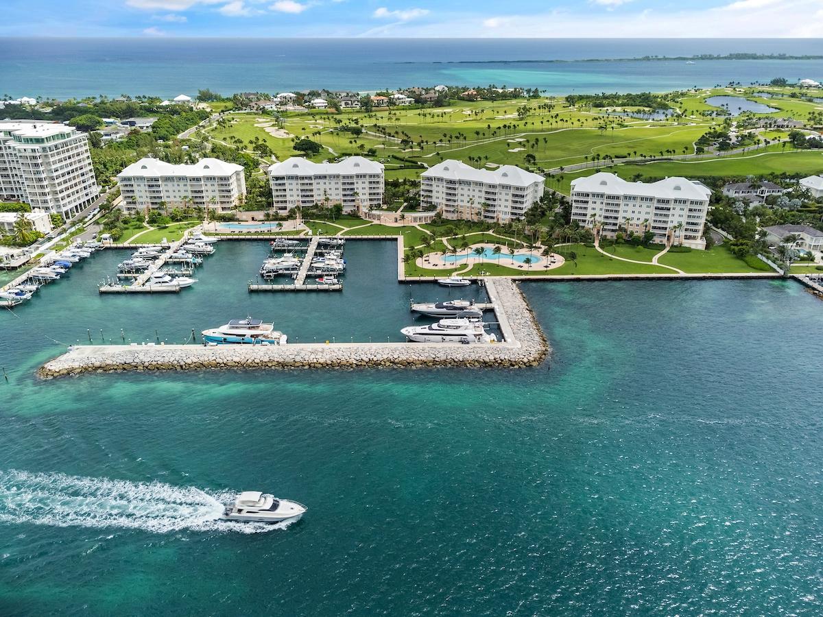 OCEAN CLUB RESIDENCES