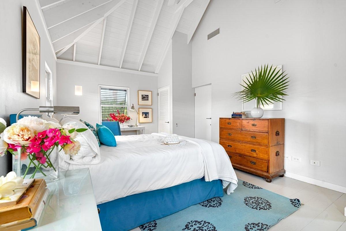 SOUTHERN CROSS BCH ESTATE