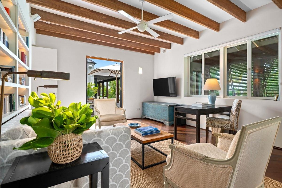 SOUTHERN CROSS BCH ESTATE