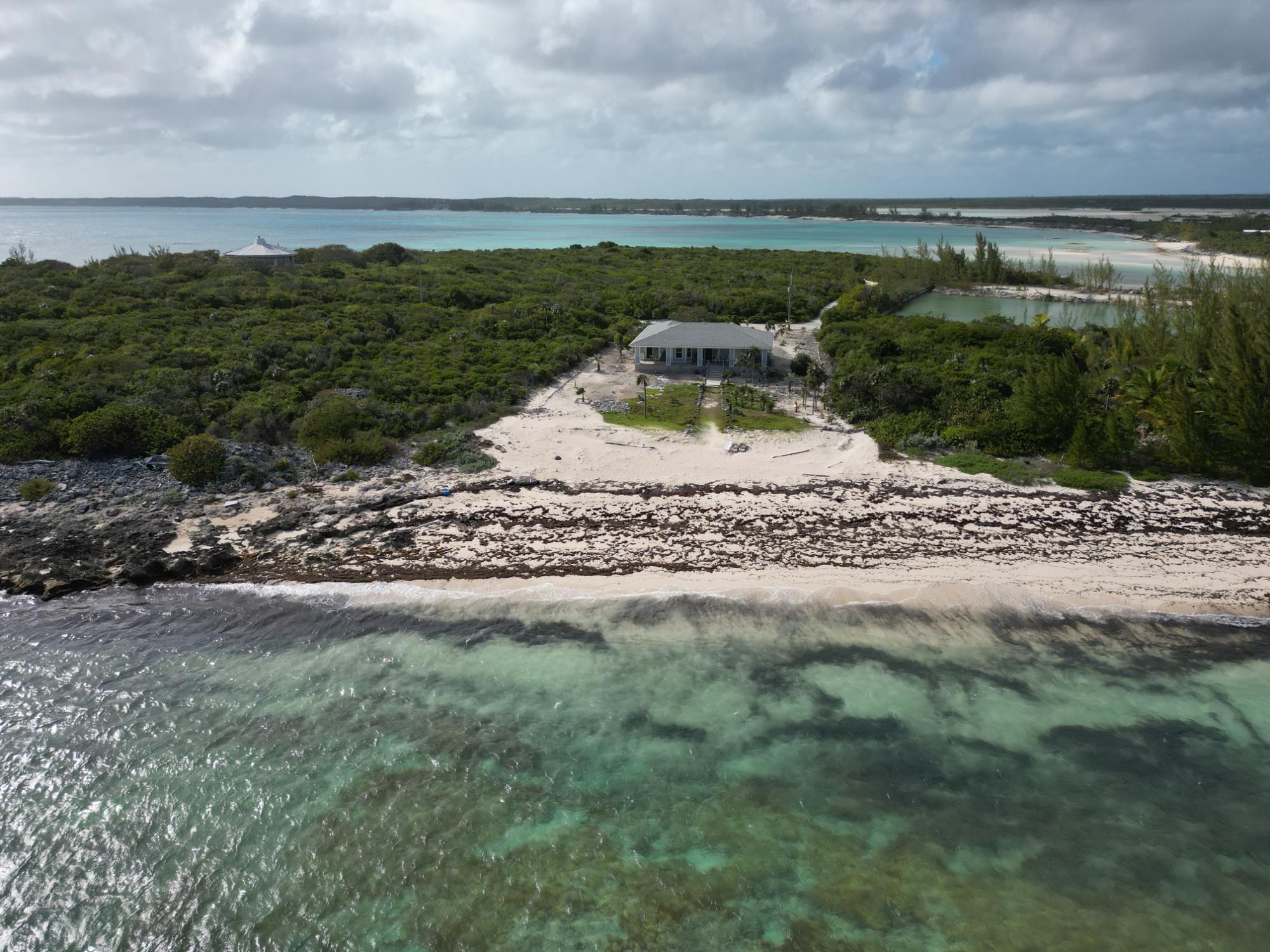KIKI HOUSE CUTLASS BAY