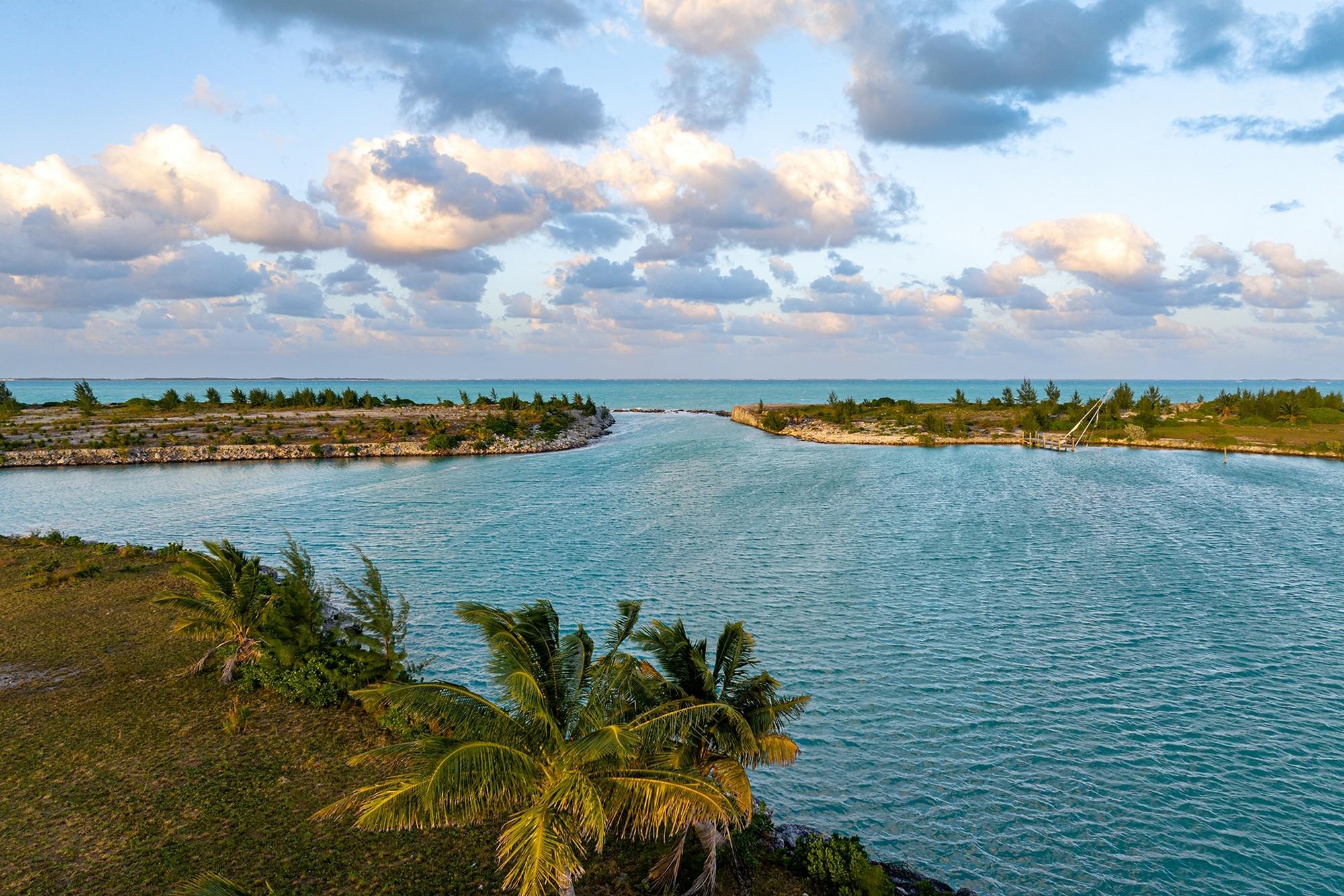 SANDBANK LANDING