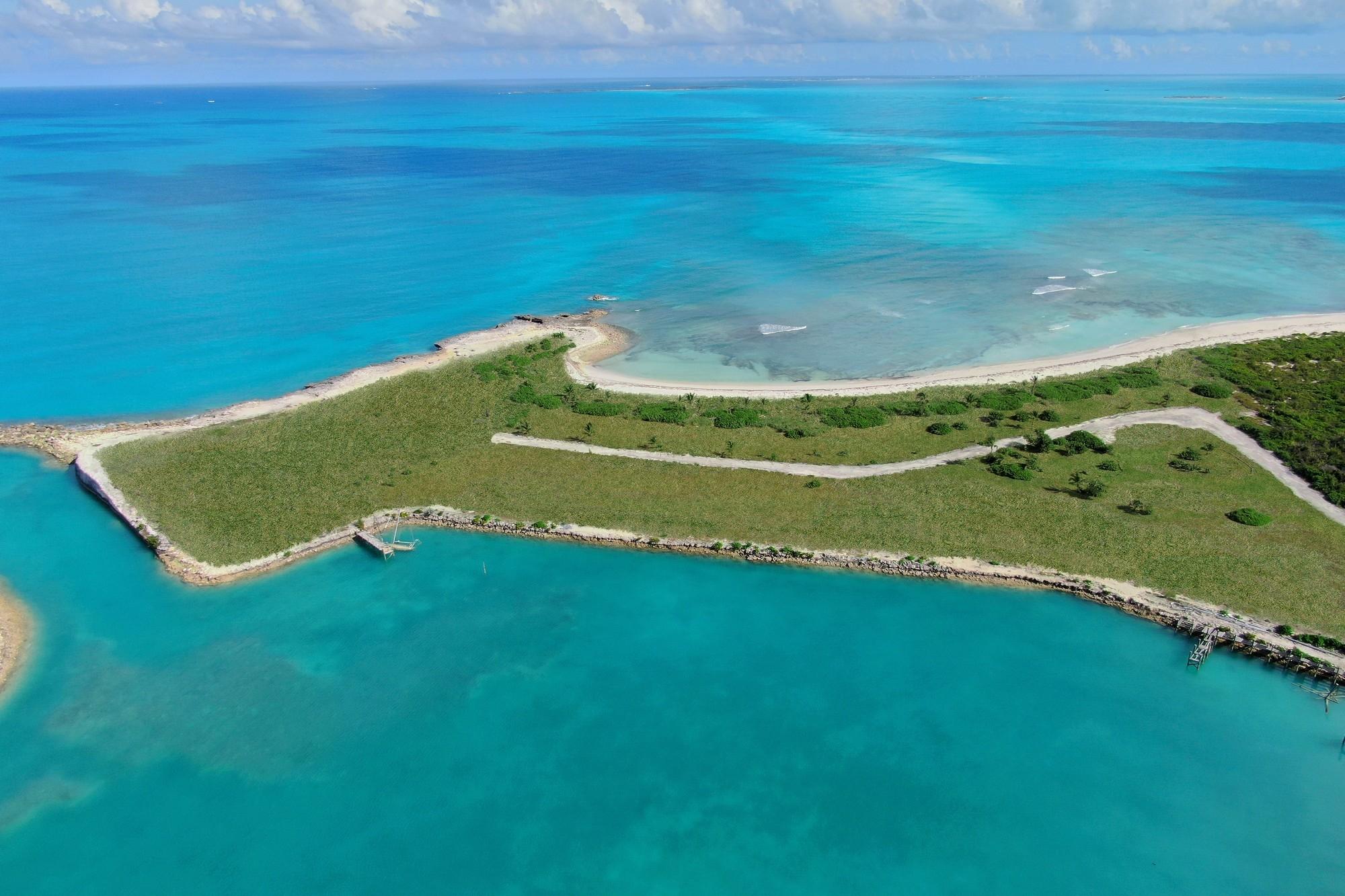 SANDBANK LANDING