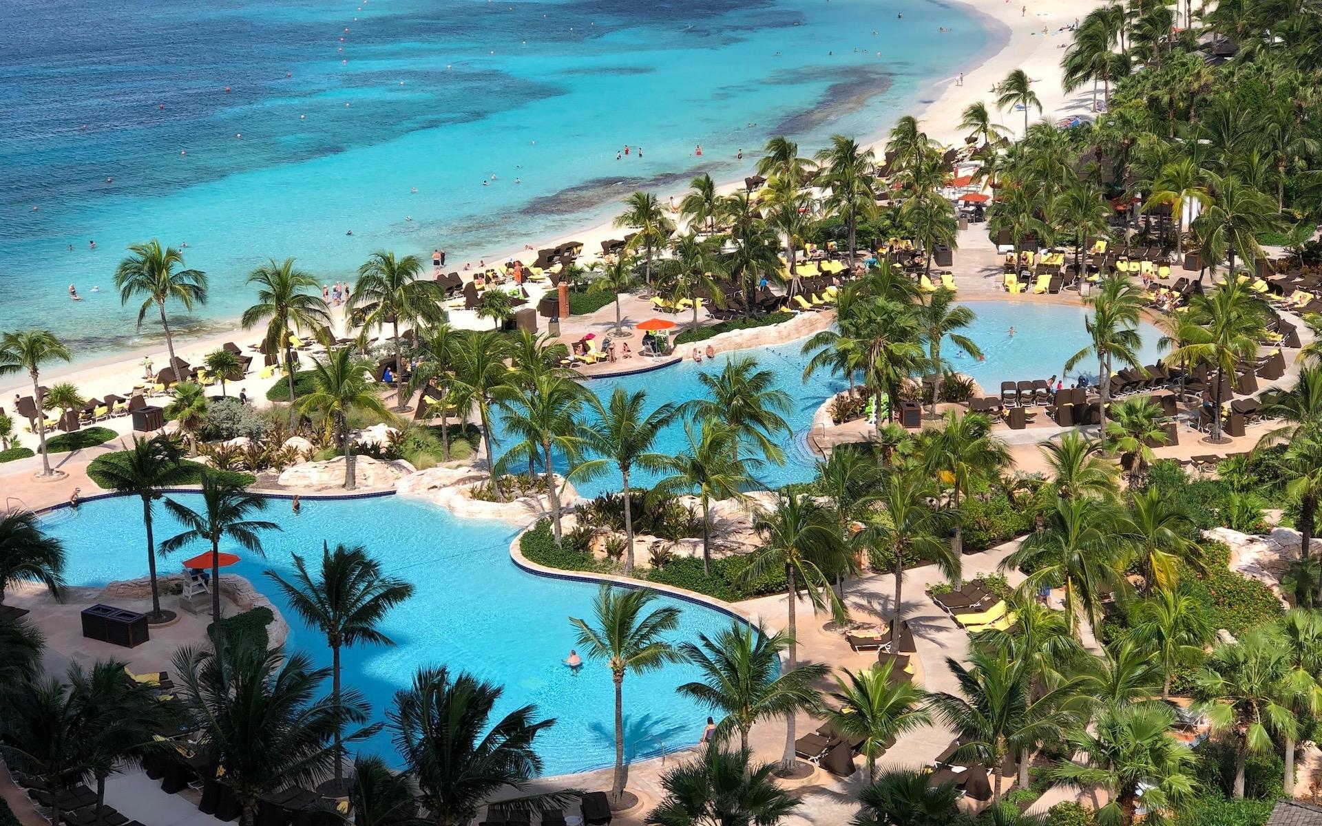 THE REEF AT ATLANTIS