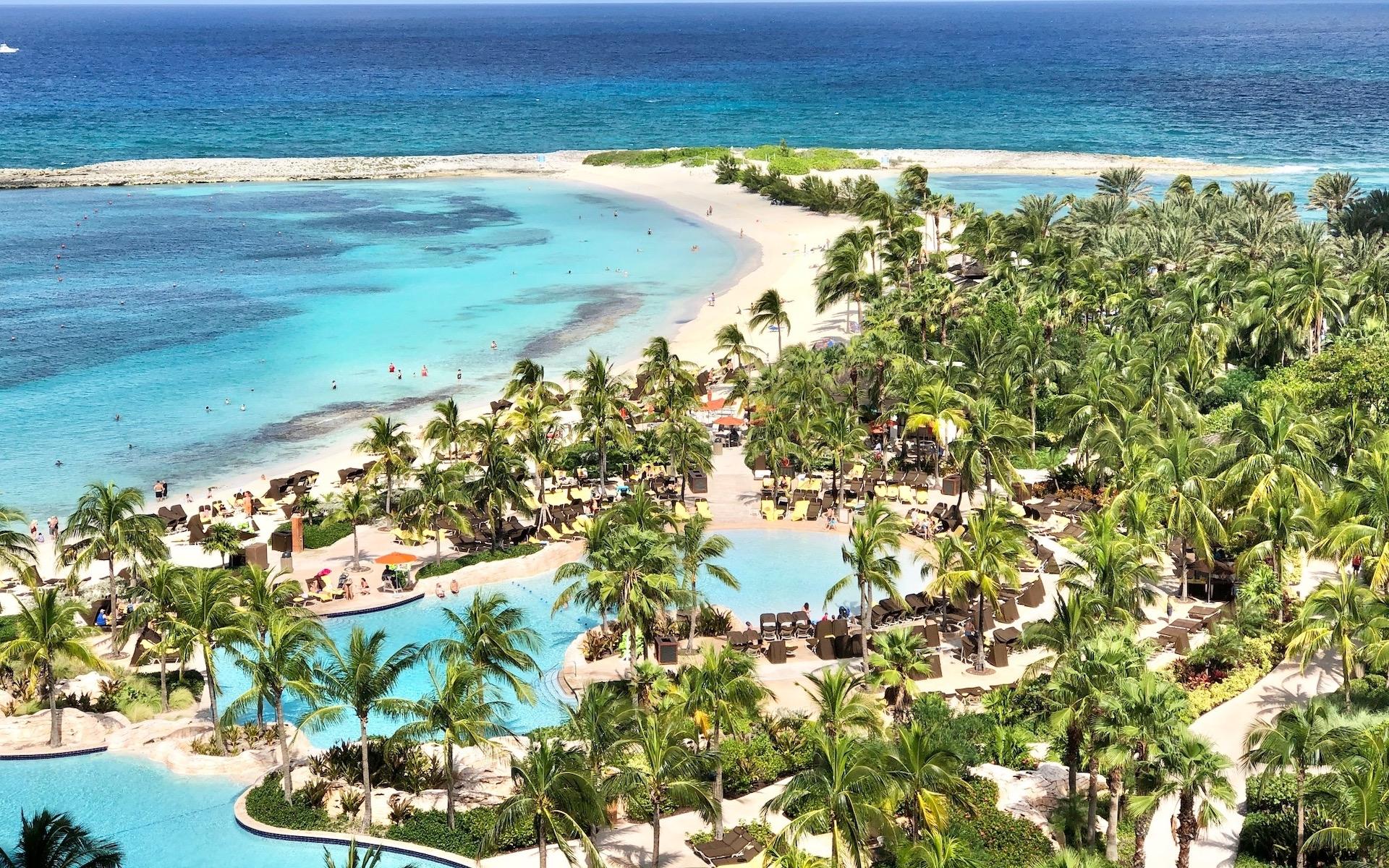 THE REEF AT ATLANTIS