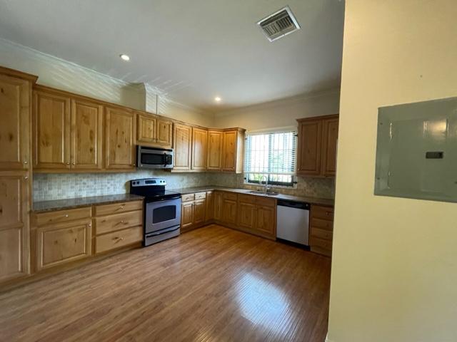 77 Turnberry