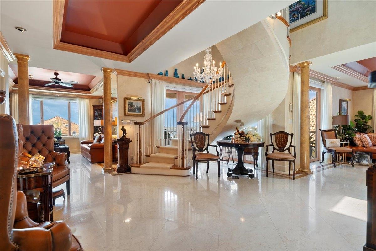 CLOISTER DRIVE EAST