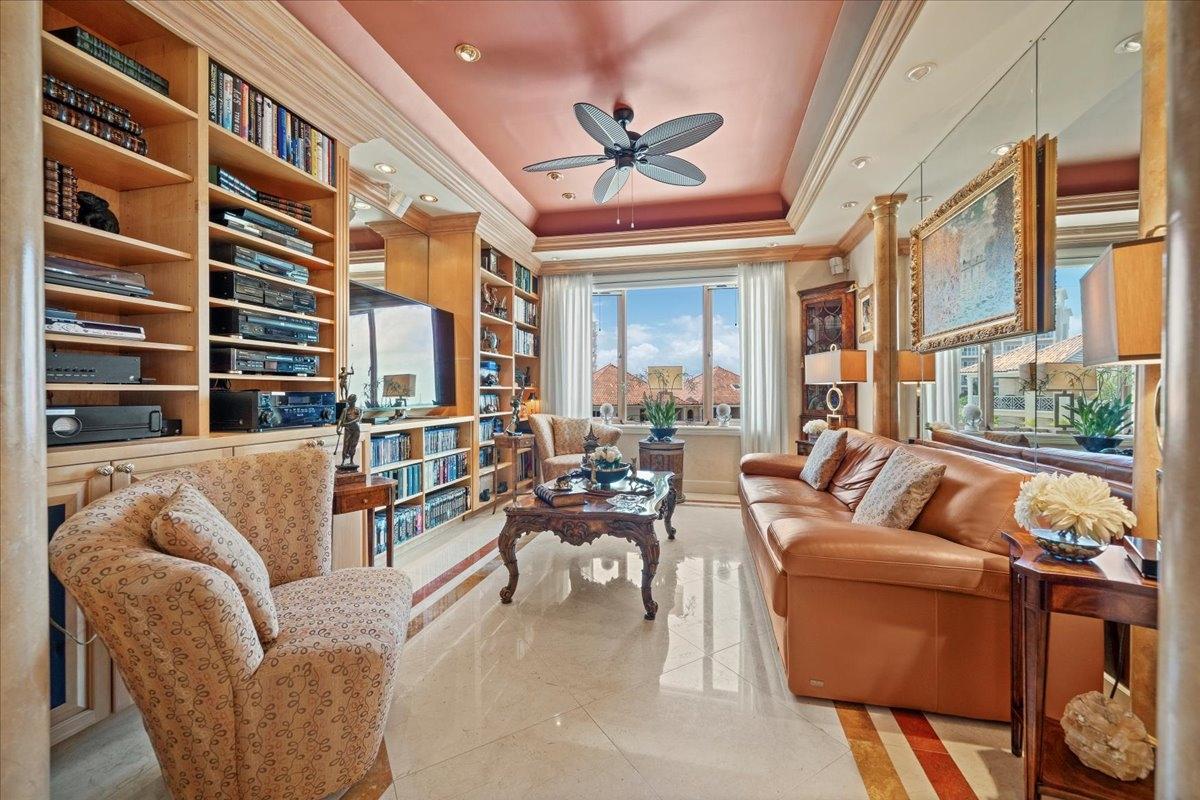 CLOISTER DRIVE EAST