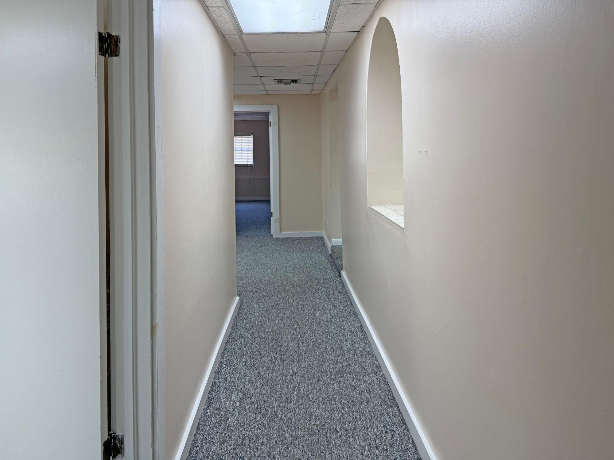 OFFICE 2 BAY STREET BUSINESS CENTE