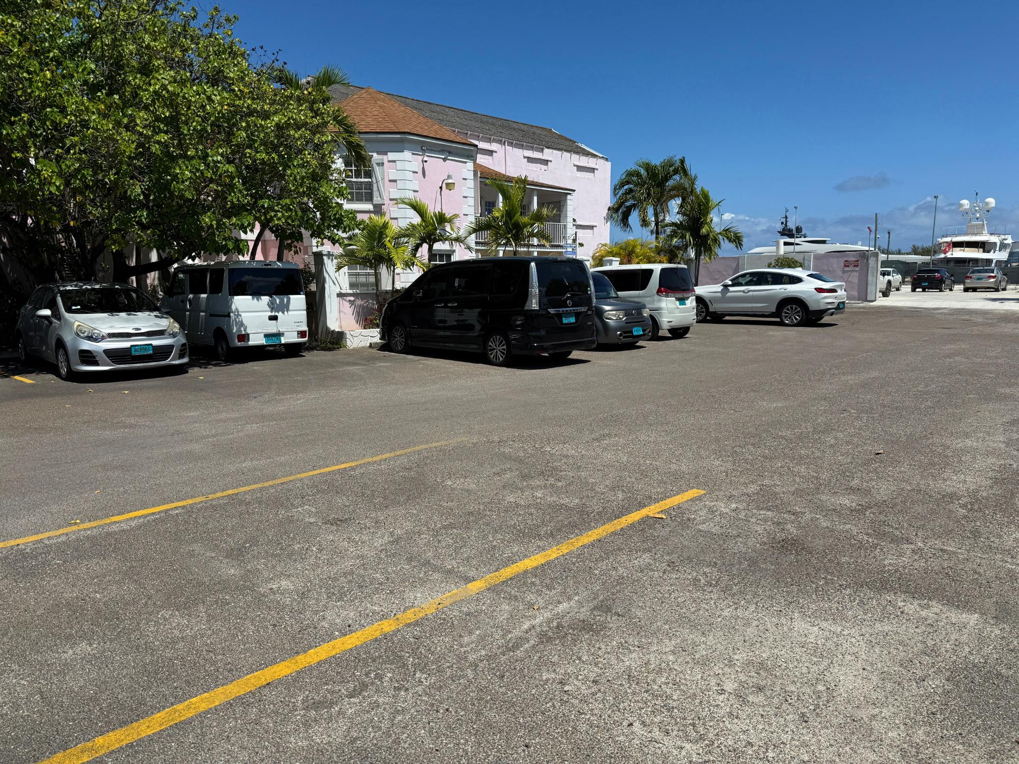 OFFICE 2 BAY STREET BUSINESS CENTE