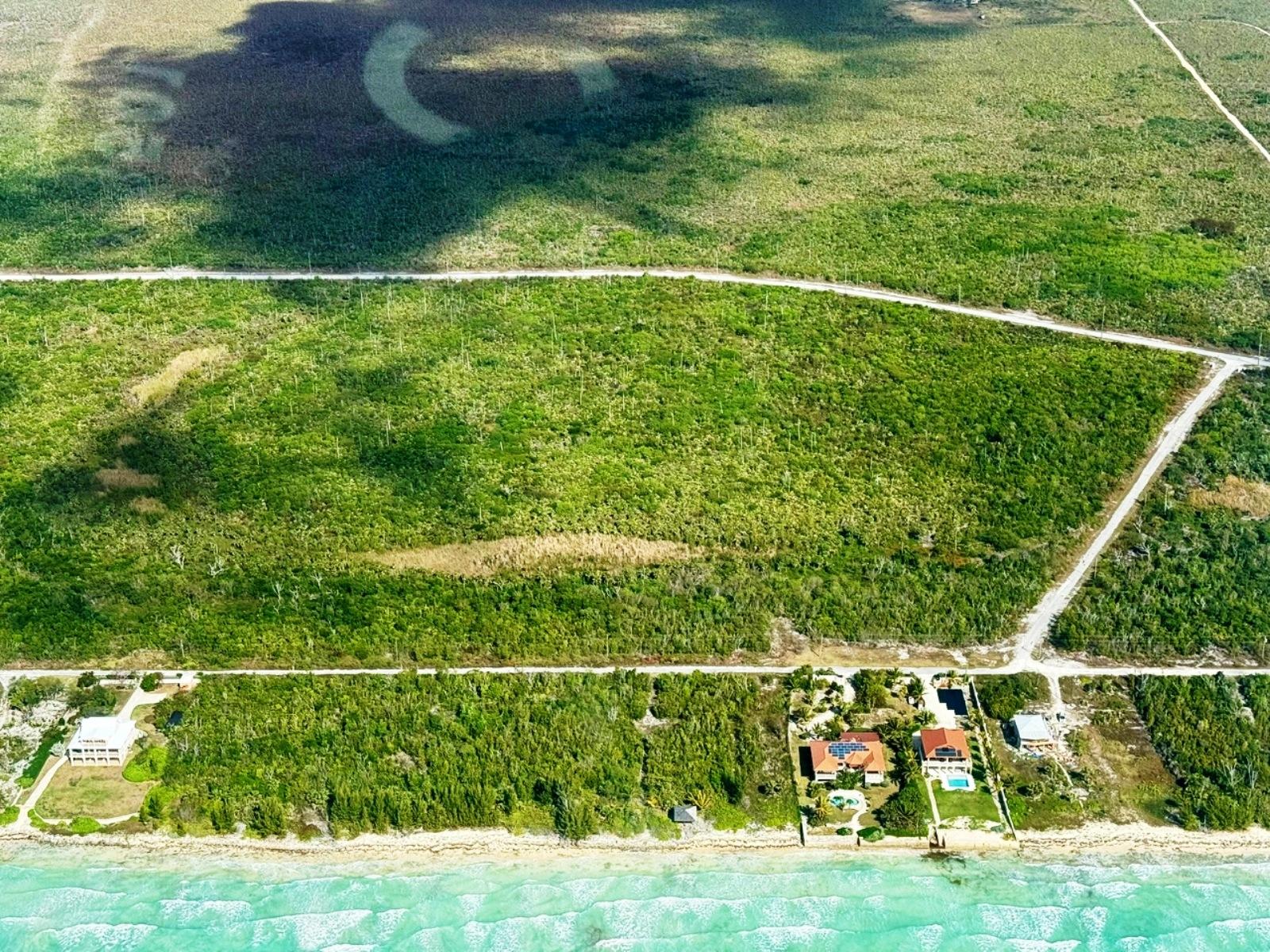 SWEETING’S CAY BEACH FRON