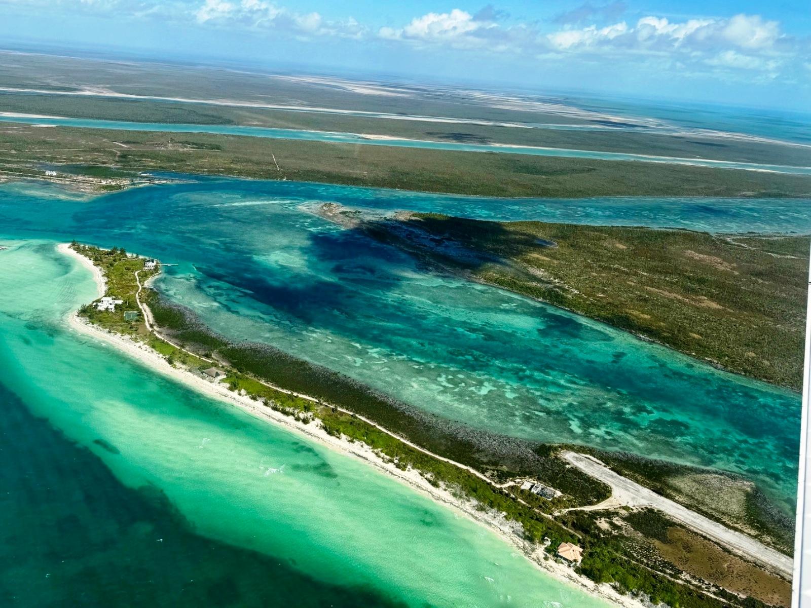 SWEETING’S CAY BEACH FRON