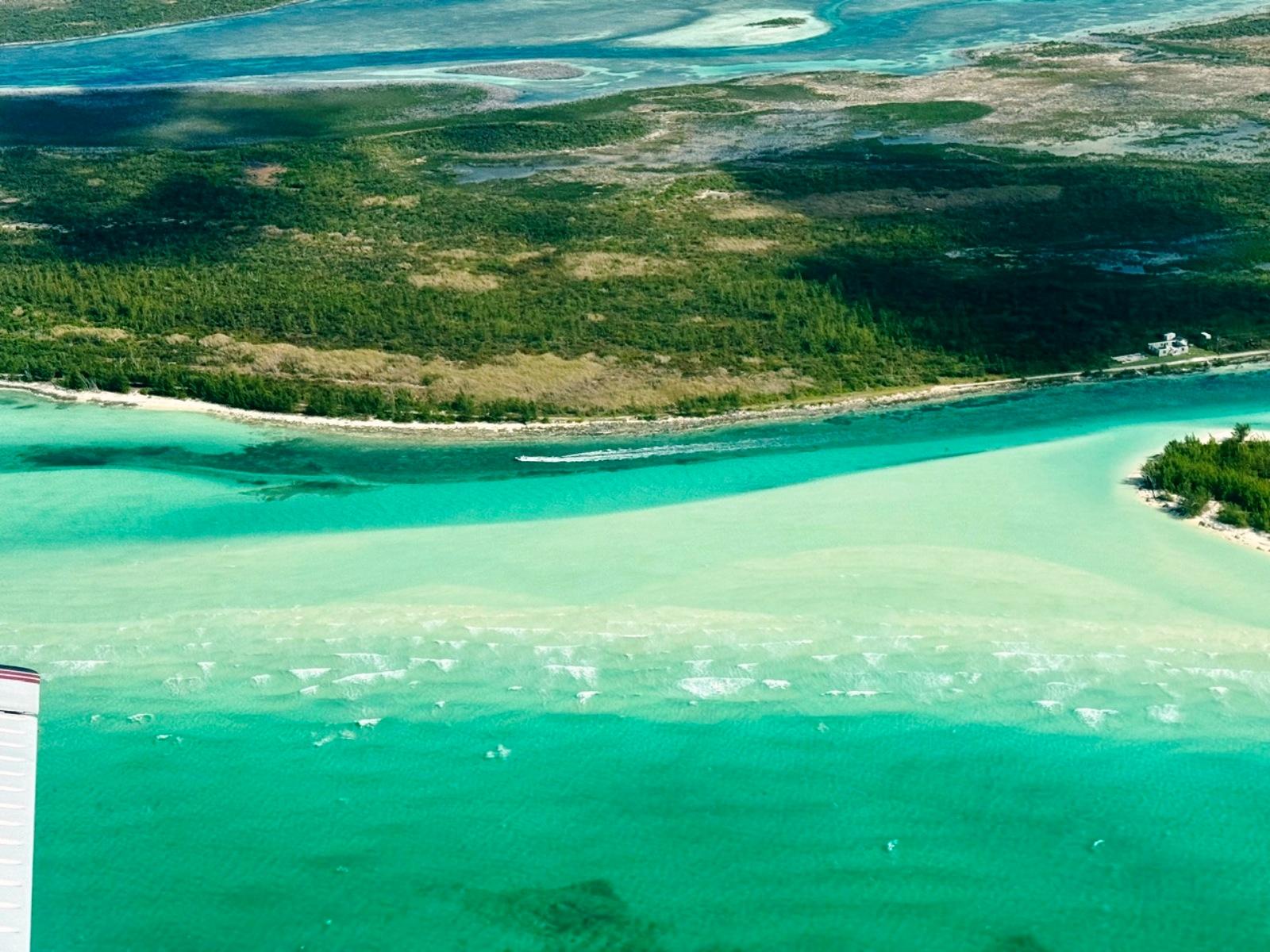 SWEETING’S CAY BEACH FRON