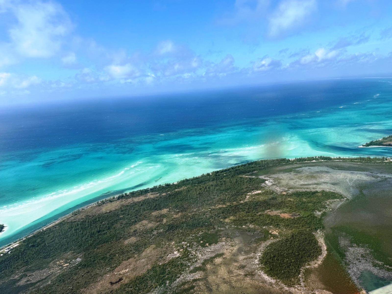 SWEETING’S CAY BEACH FRON