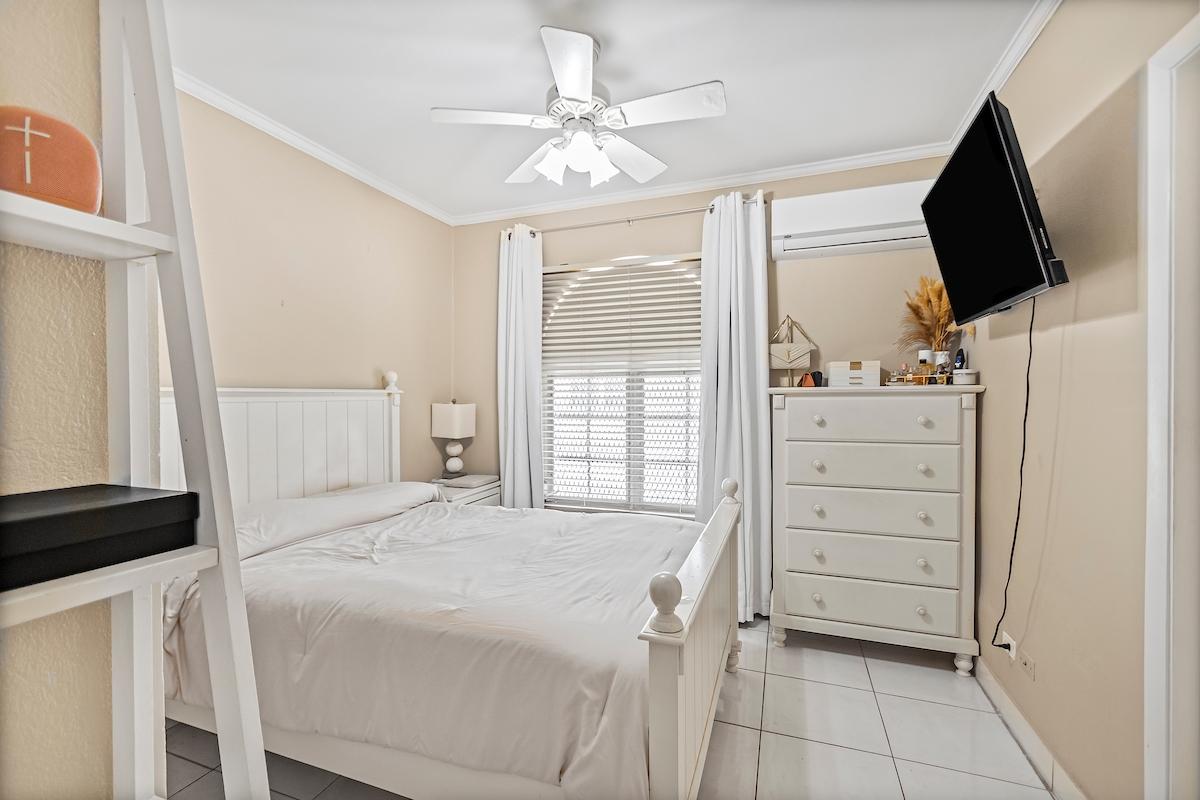 SEA BEACH ESTATES LOT 77