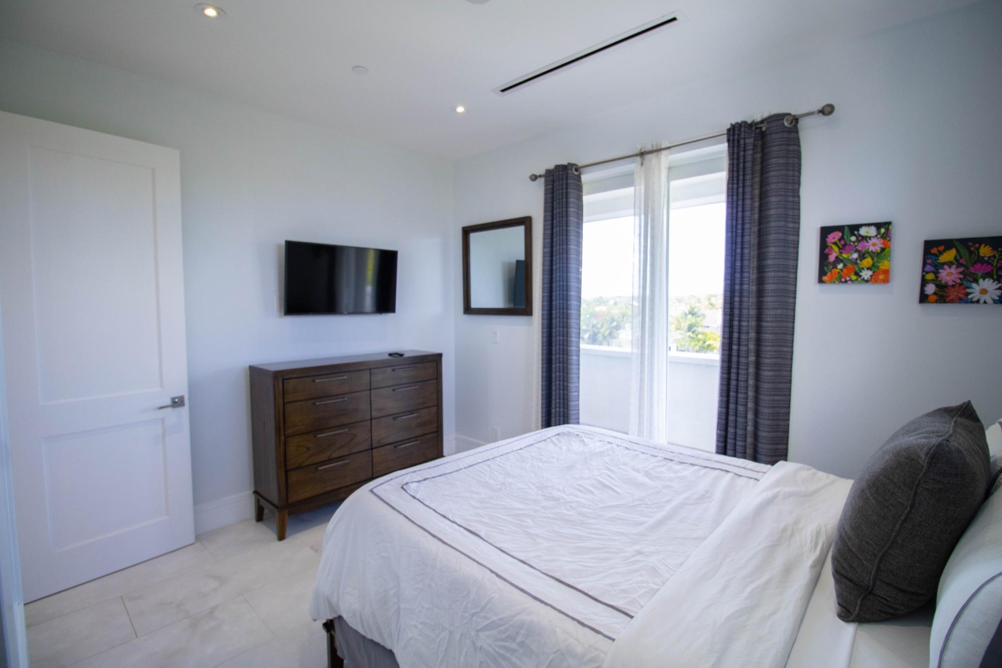 300 ONE CABLE BEACH RENT