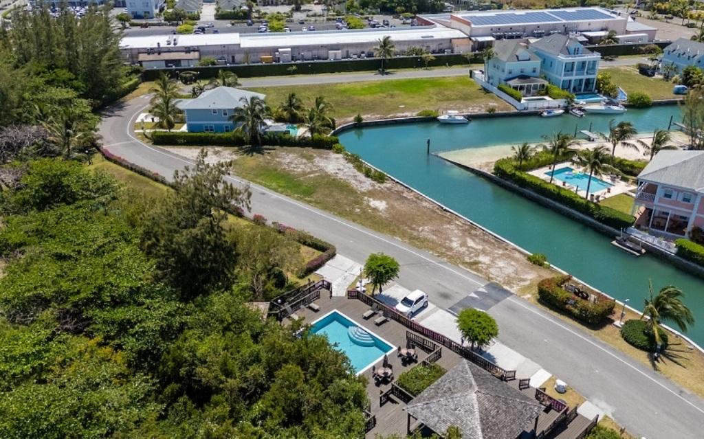 CANALFRONT LOT SANDYPORT