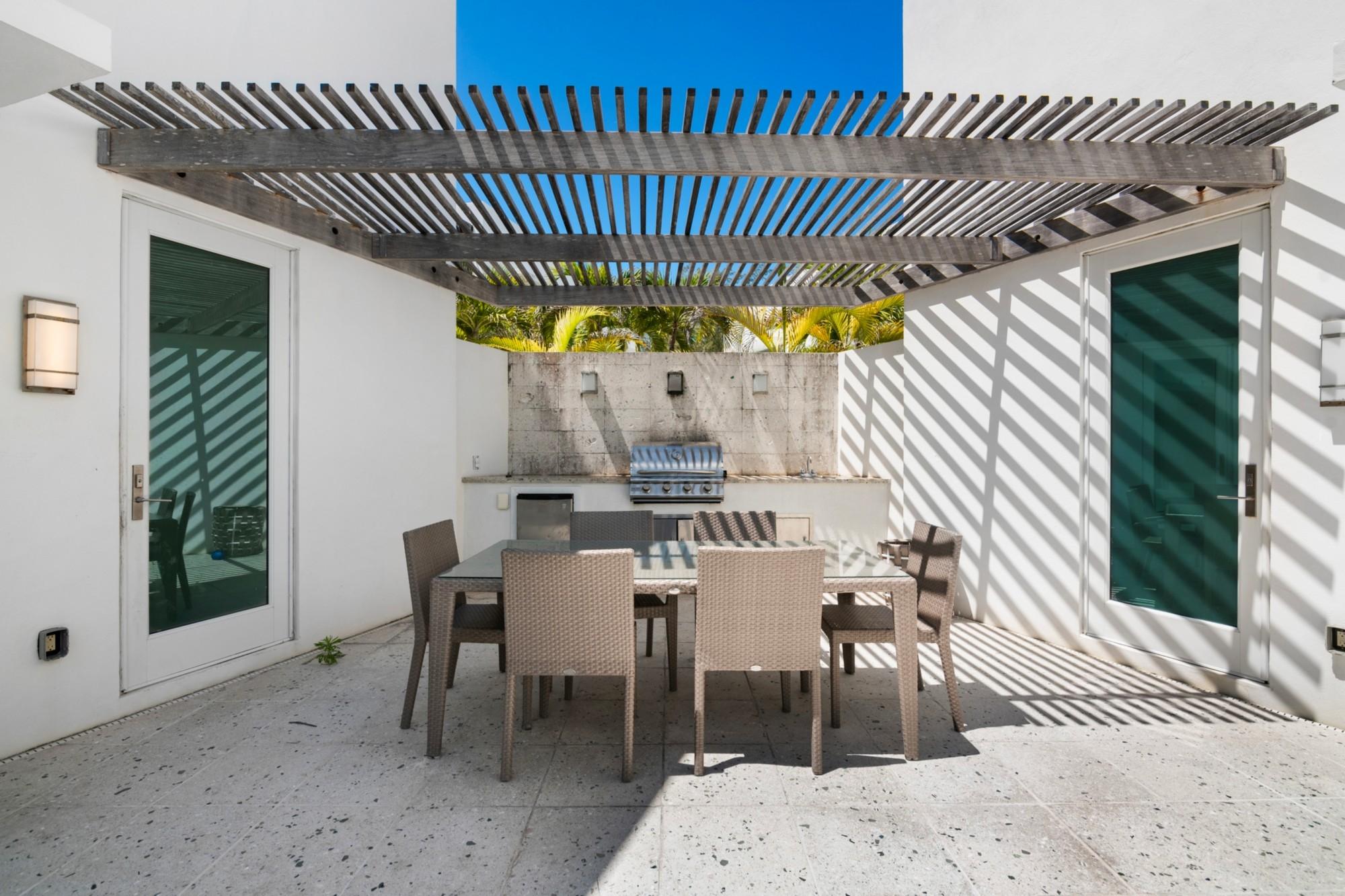 CASA DEL MAR VILLA 1