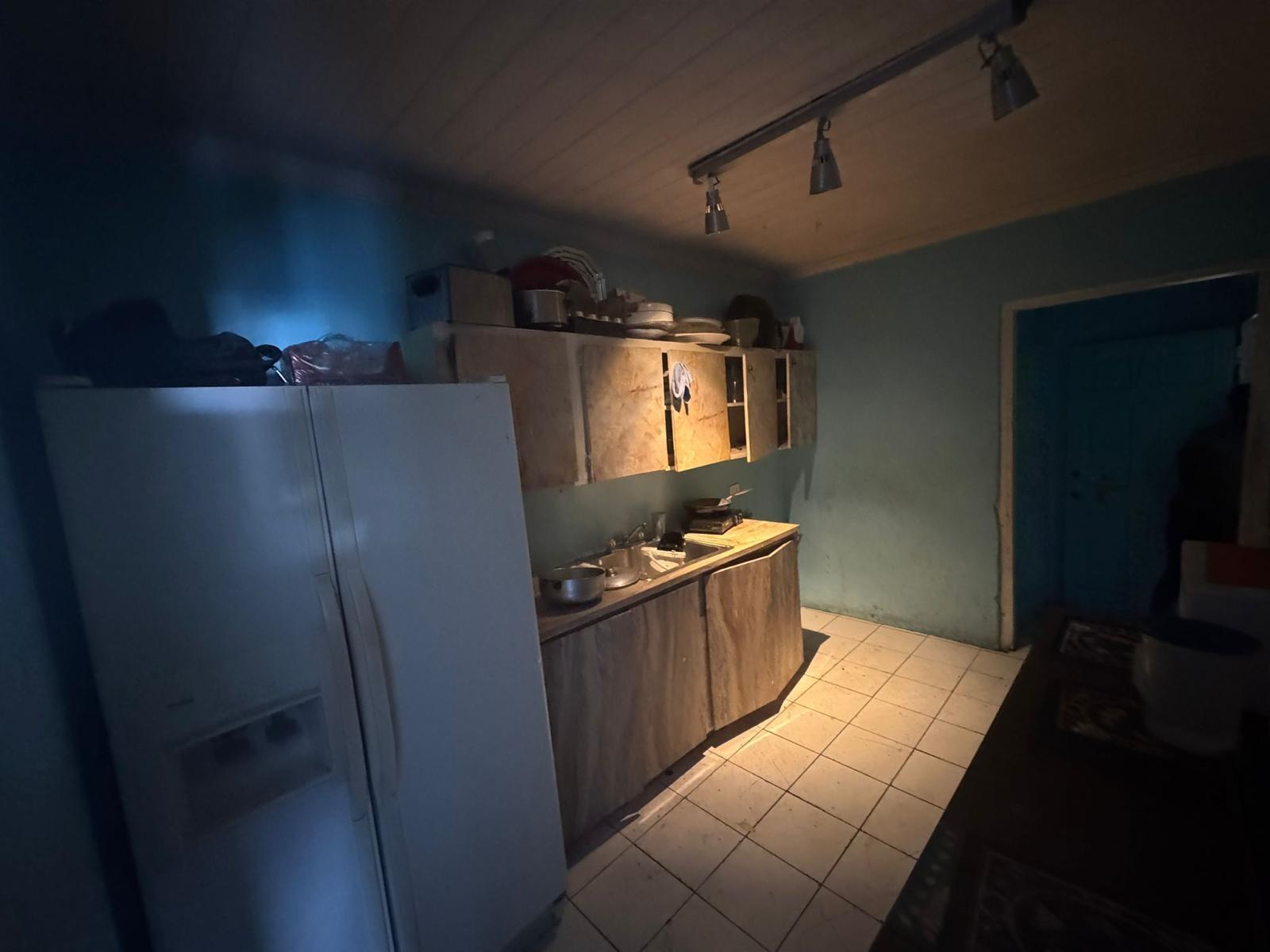 SAMANTHA DRIVE, MARATHON