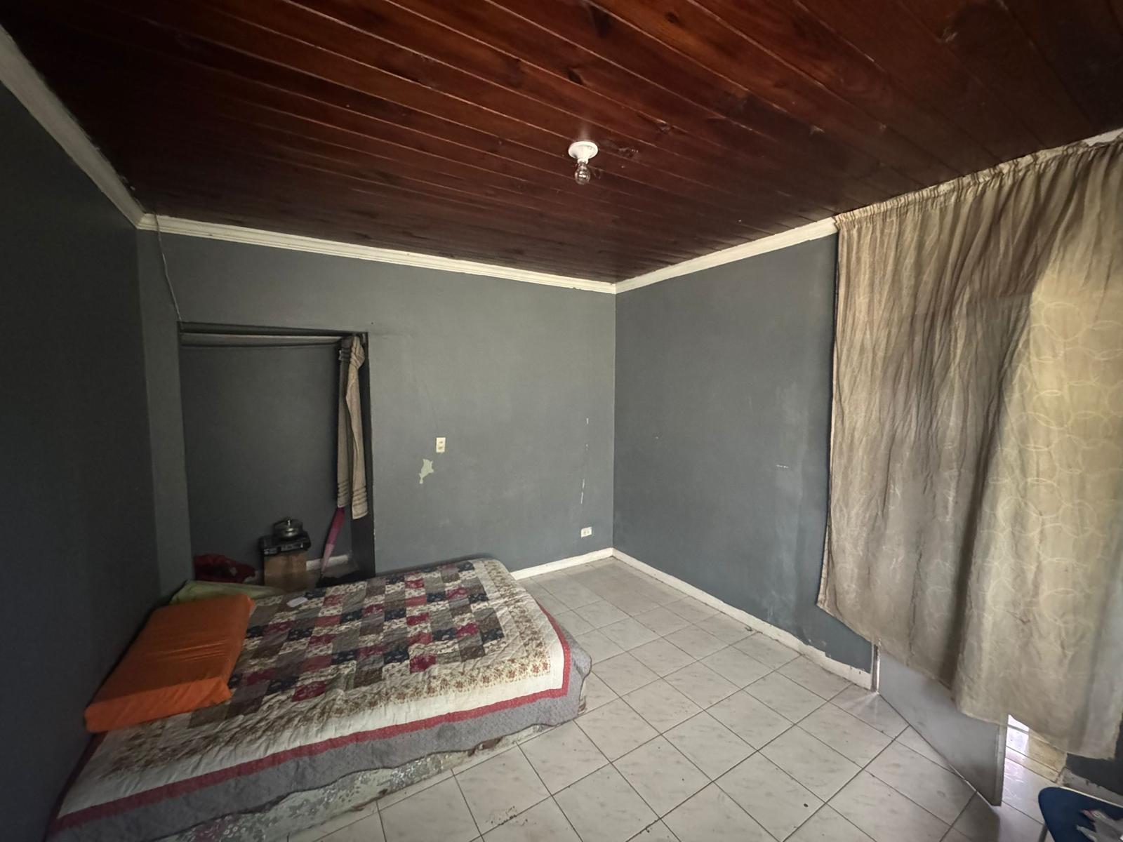 SAMANTHA DRIVE, MARATHON