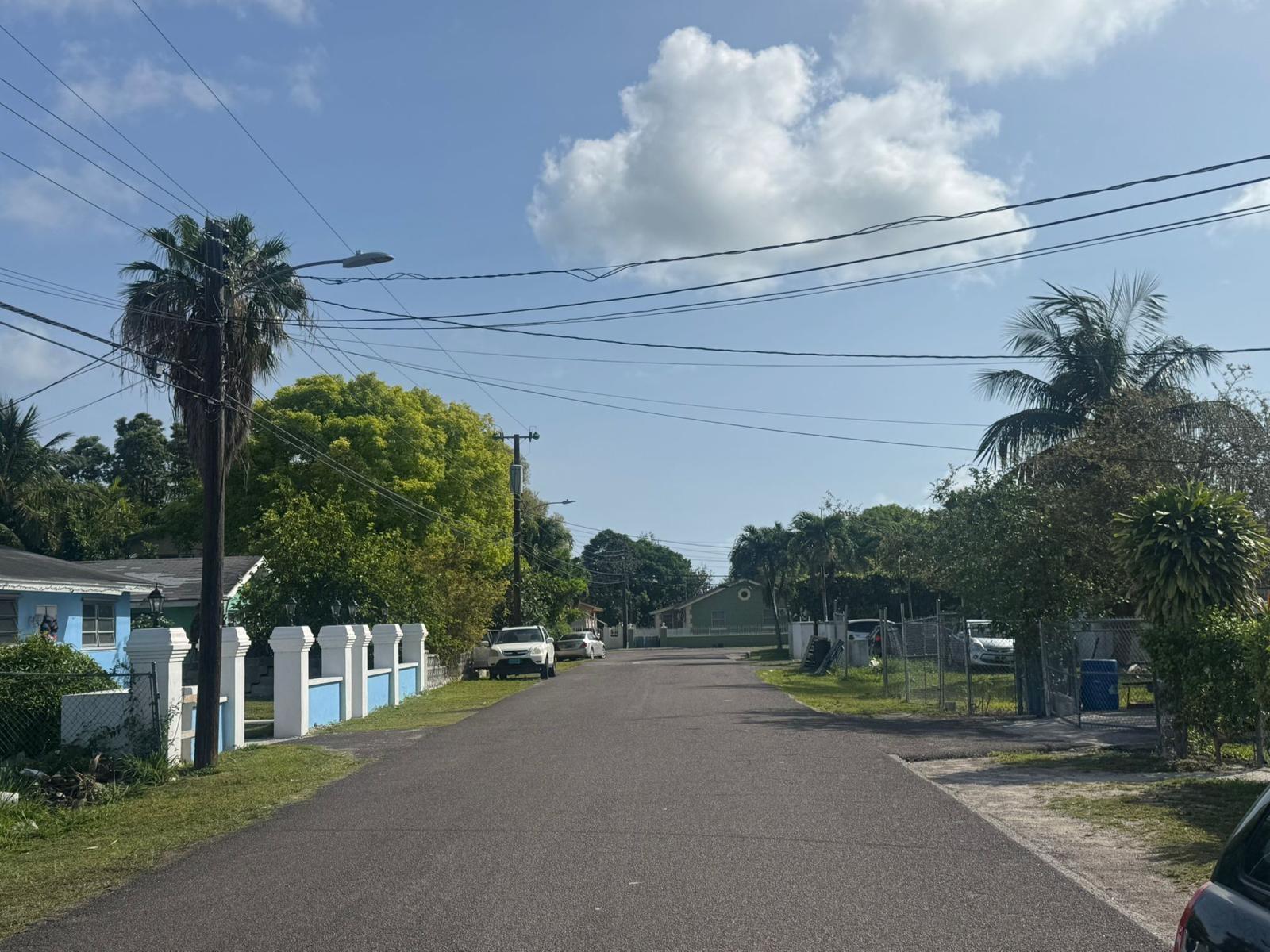 SAMANTHA DRIVE, MARATHON