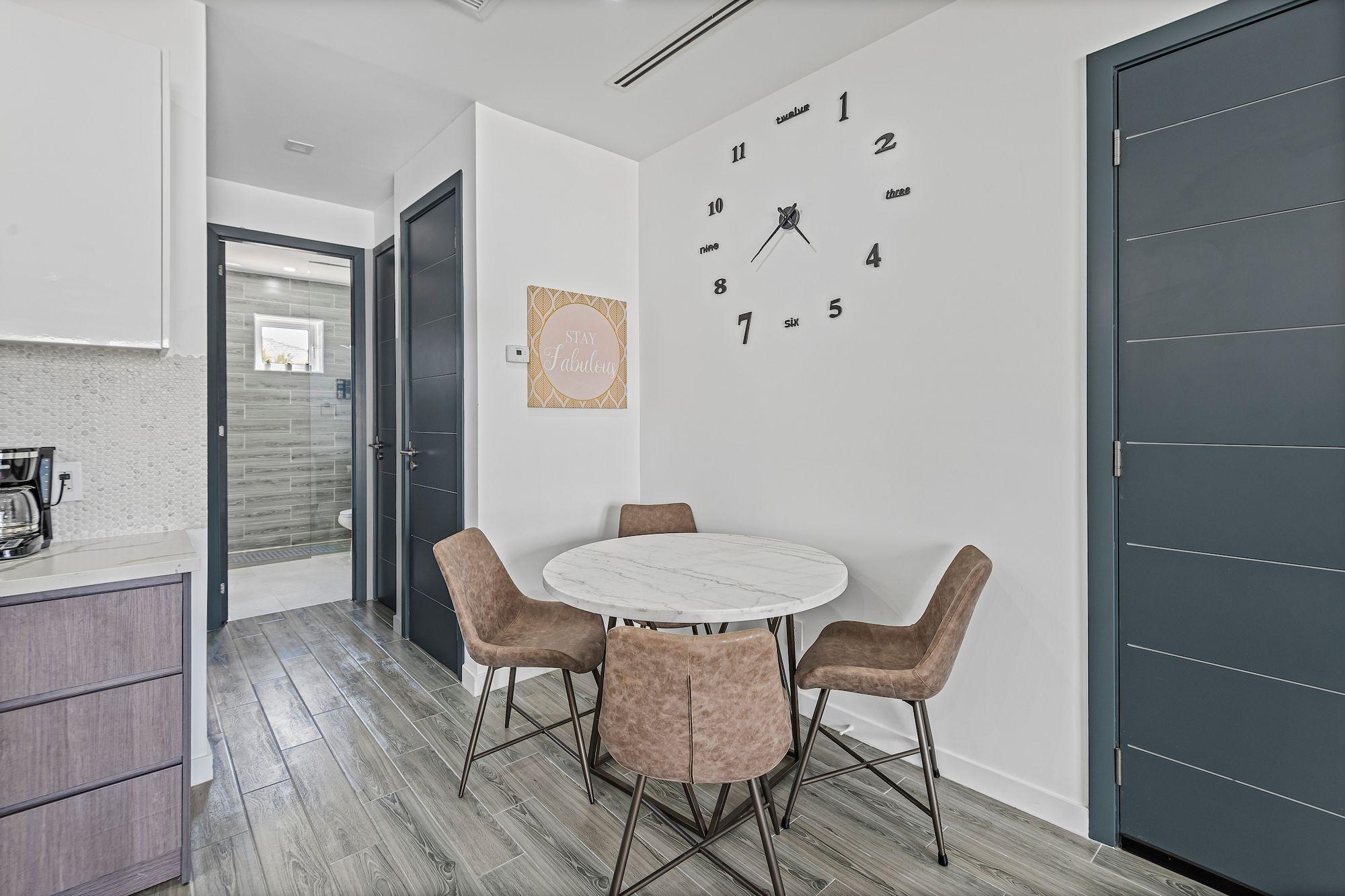 VILLA NOVA UNIT B8