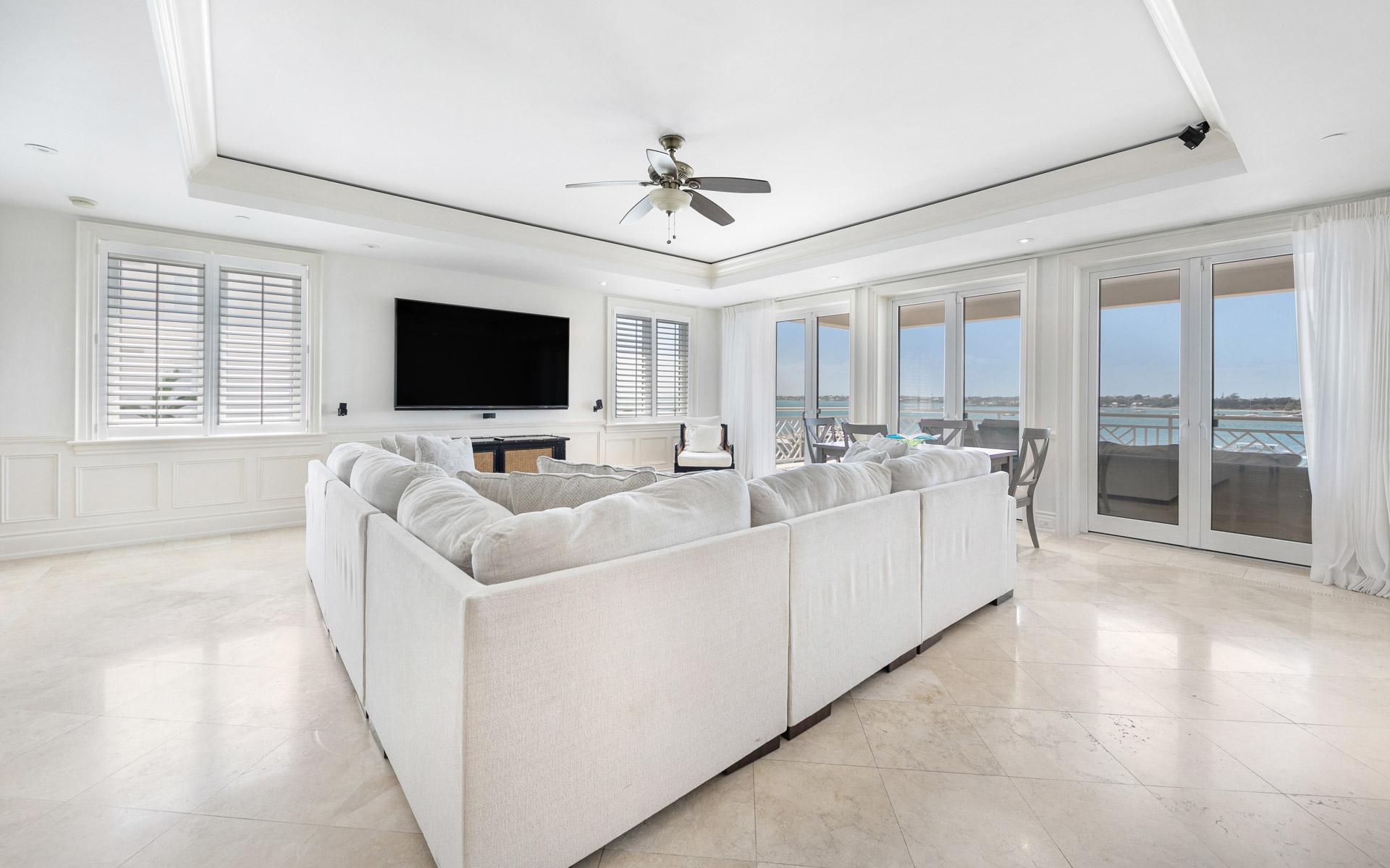 THE OCEAN CLUB RESIDENCES