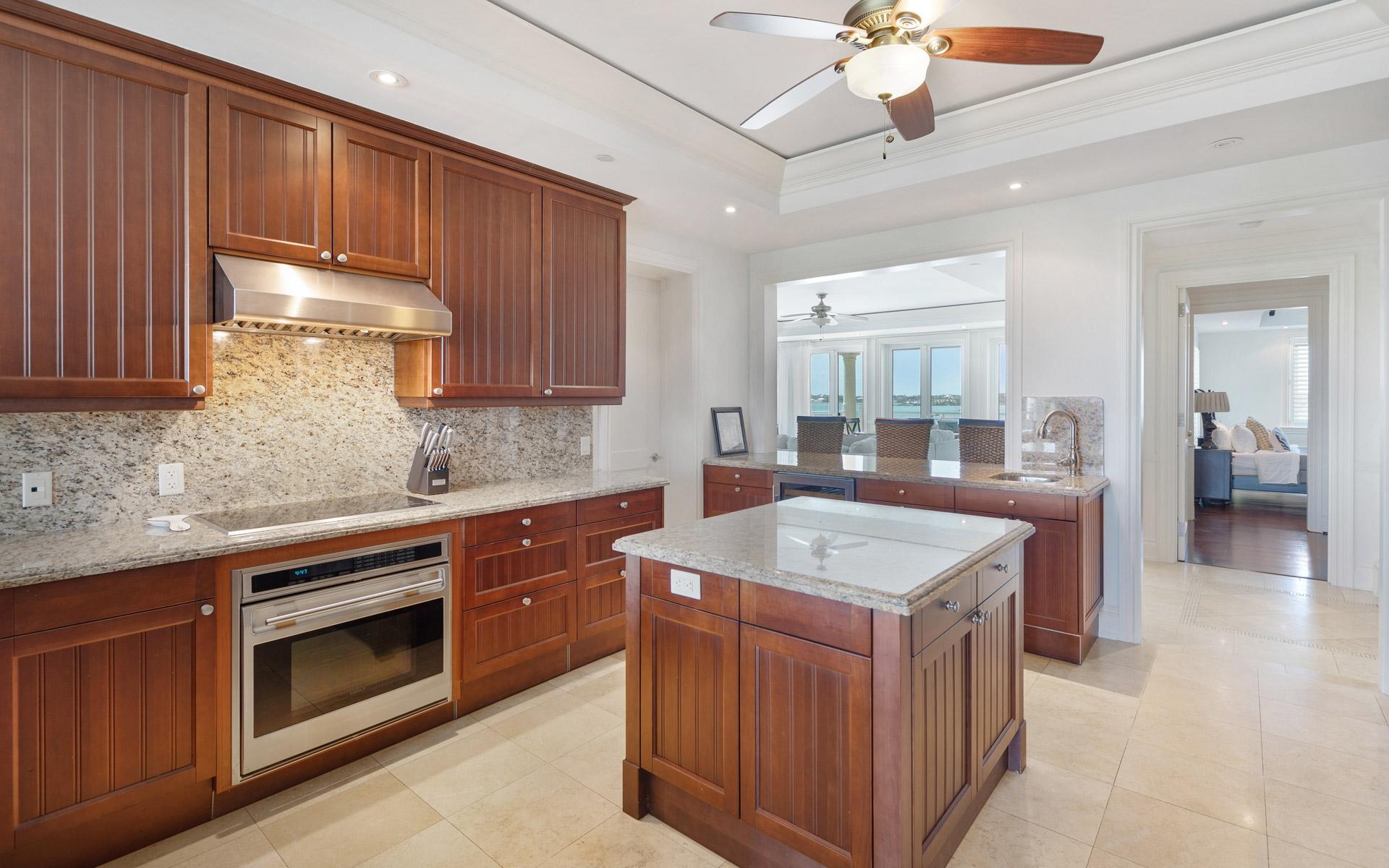 THE OCEAN CLUB RESIDENCES