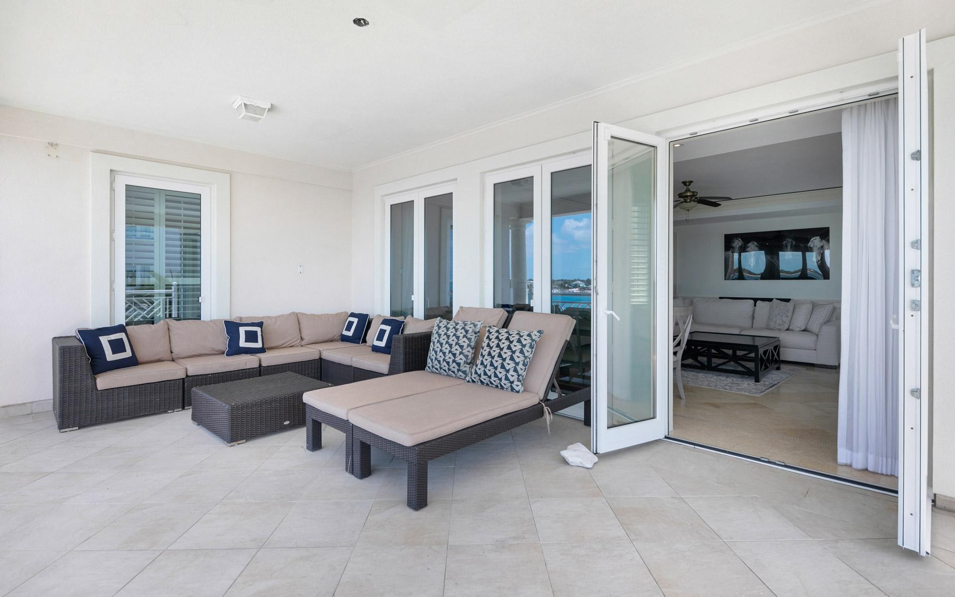 THE OCEAN CLUB RESIDENCES
