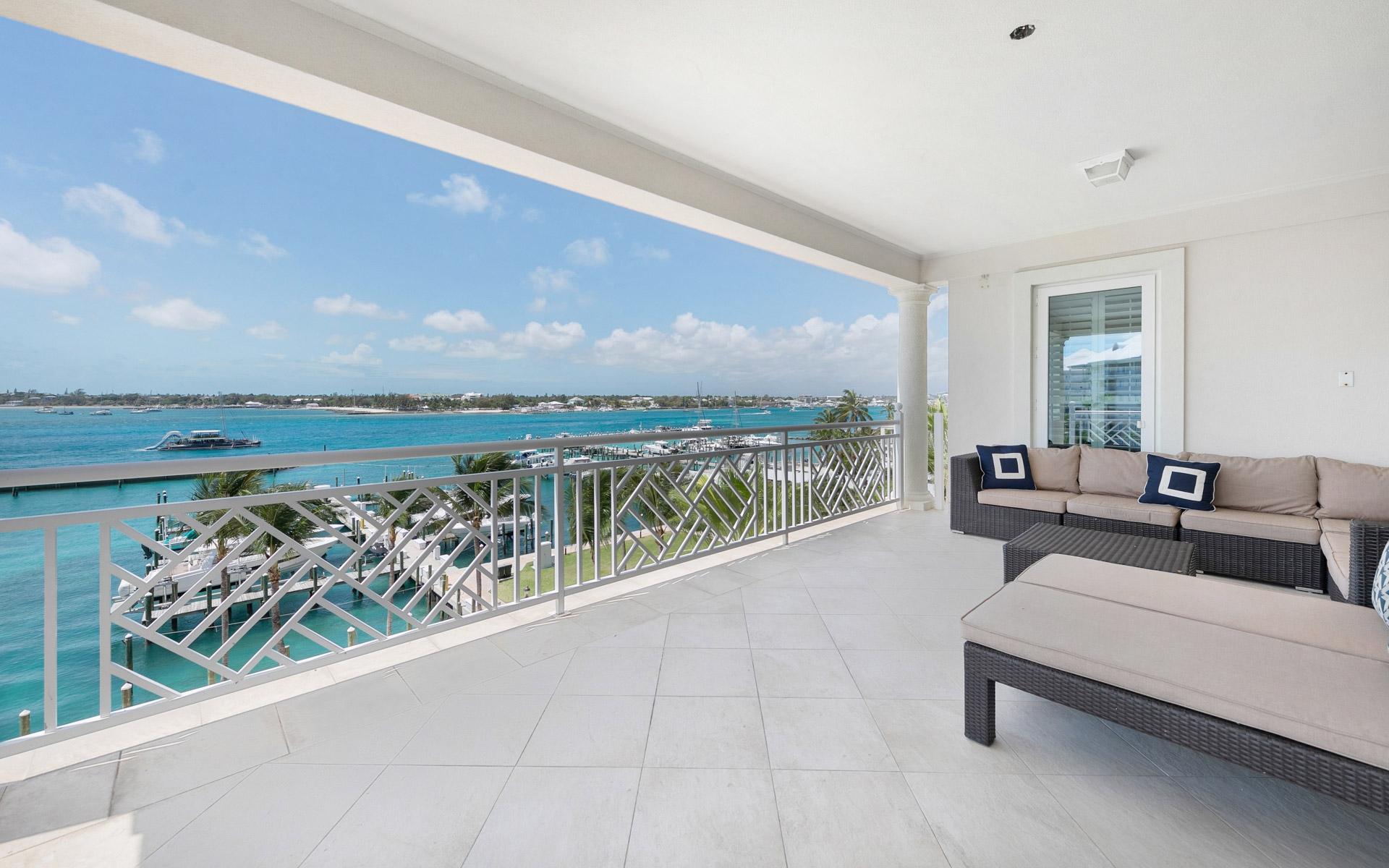 THE OCEAN CLUB RESIDENCES