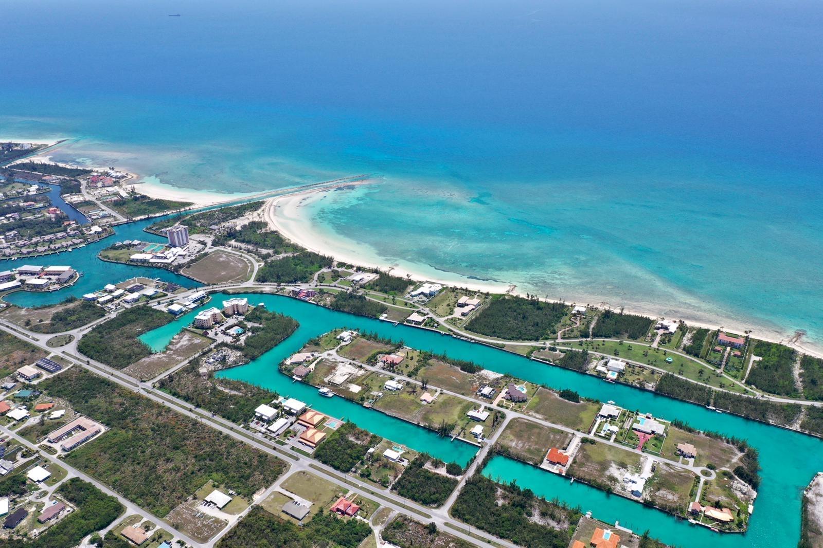 EMERALD BAY COMPLEX