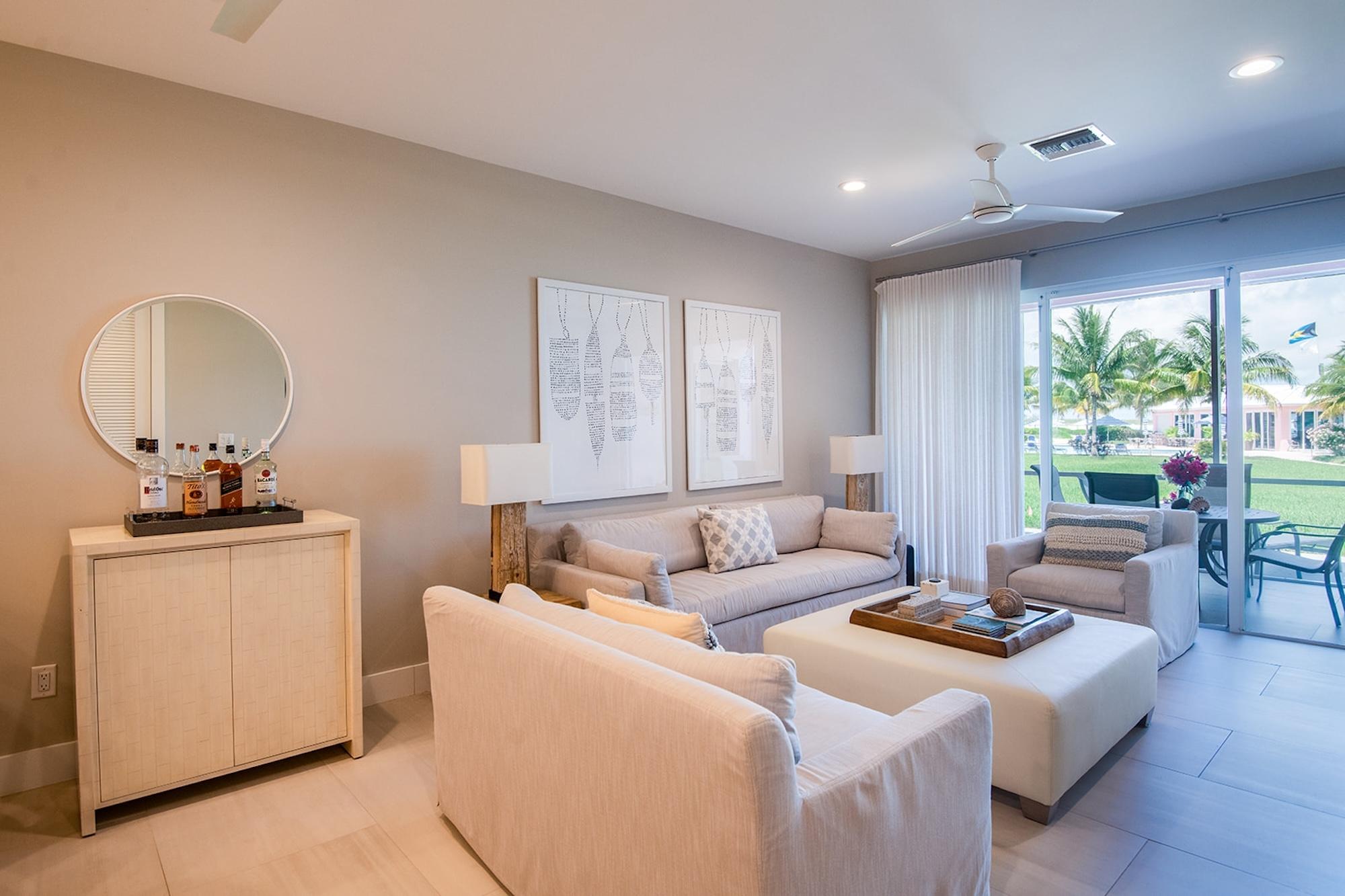 BAHAMA BEACH CLUB 2079