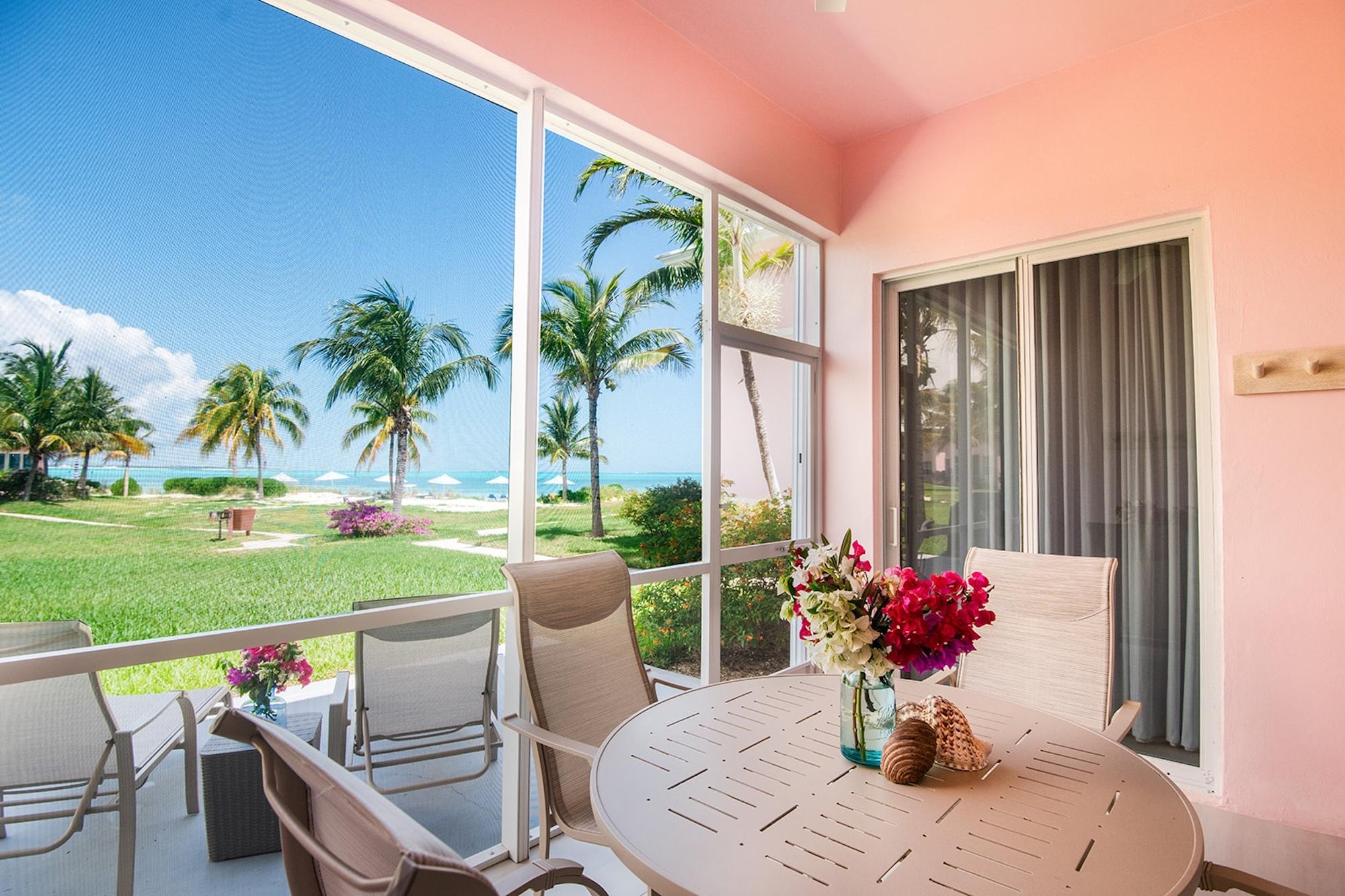 BAHAMA BEACH CLUB 2079