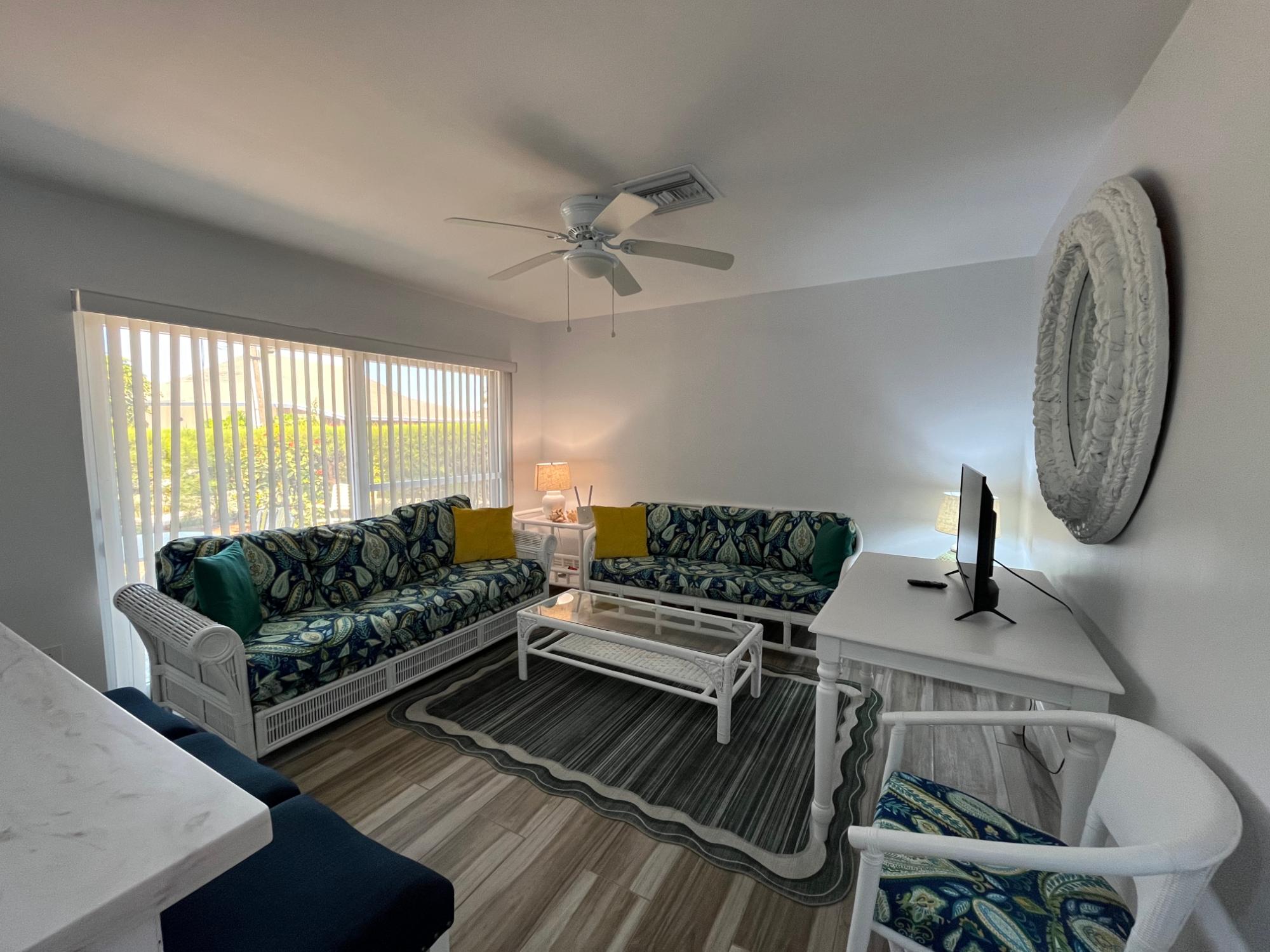 BEACH VILLAS