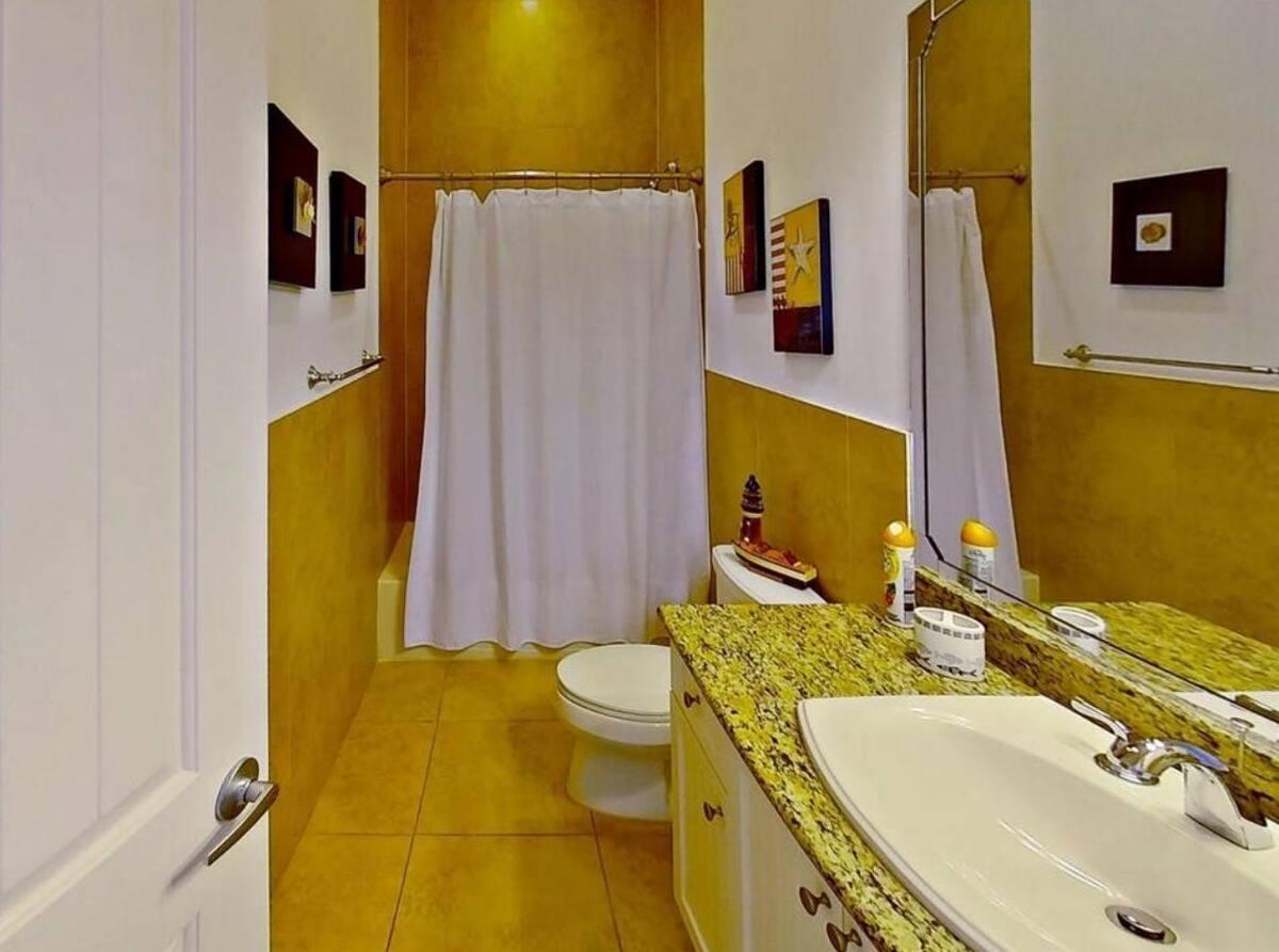 Bimini Condo