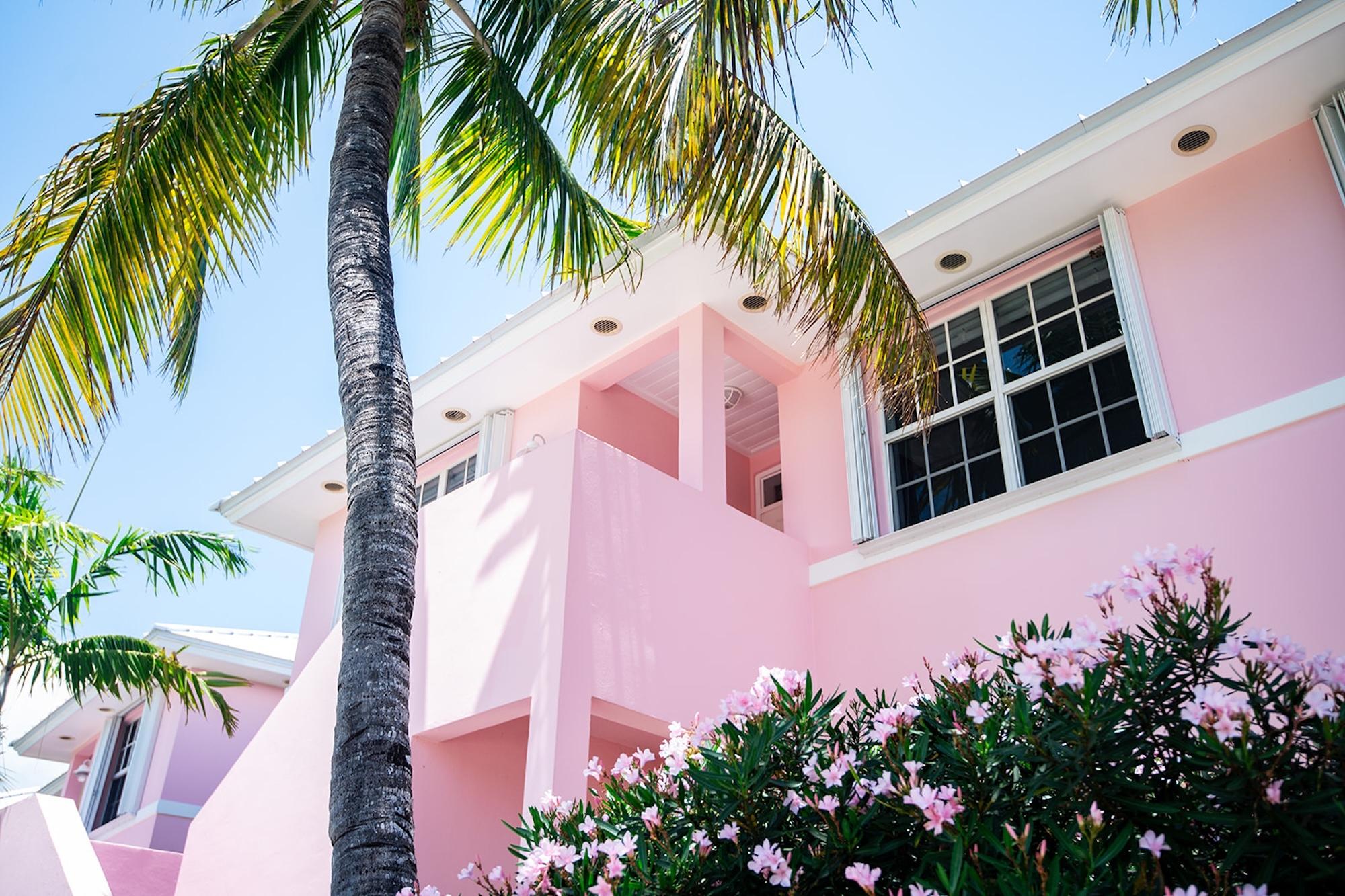 BAHAMA BEACH CLUB 2070