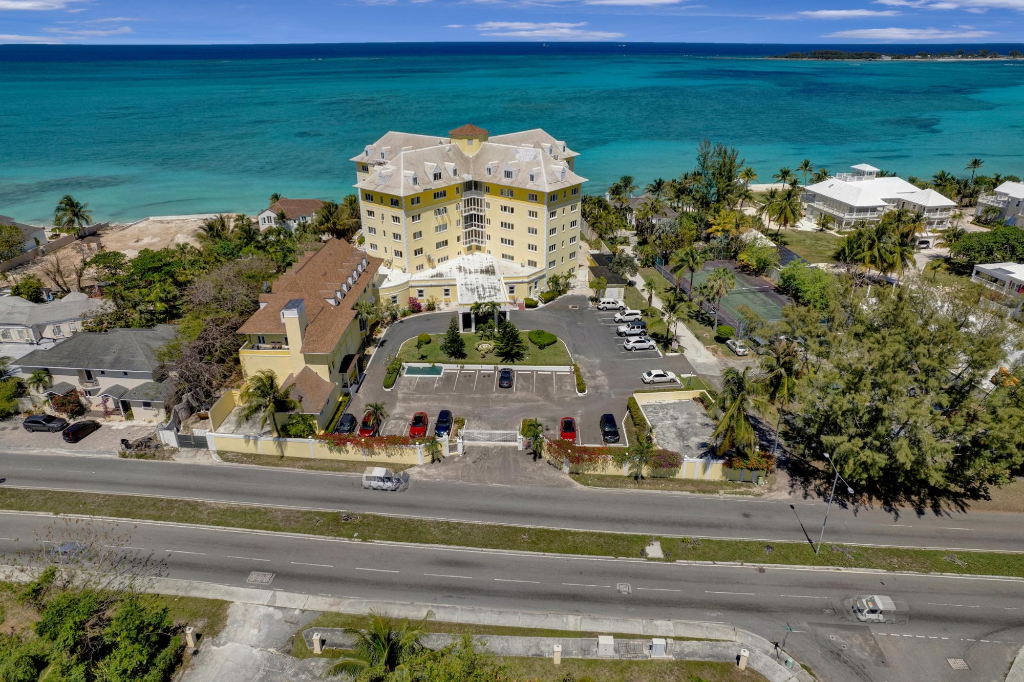 RAWSON COURT, CABLE BEACH
