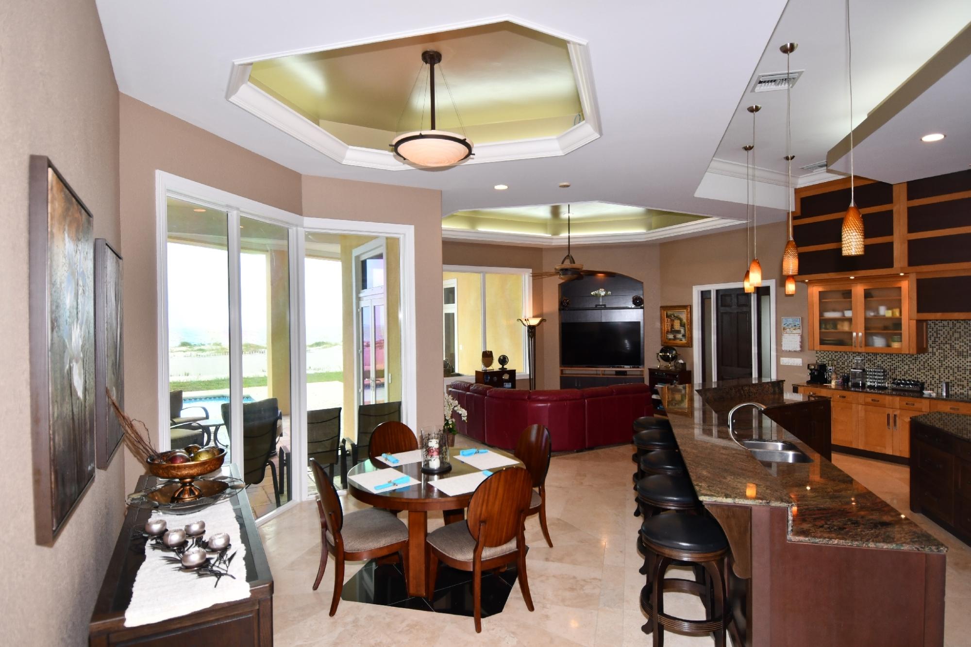 The Villa Ocean Blvd