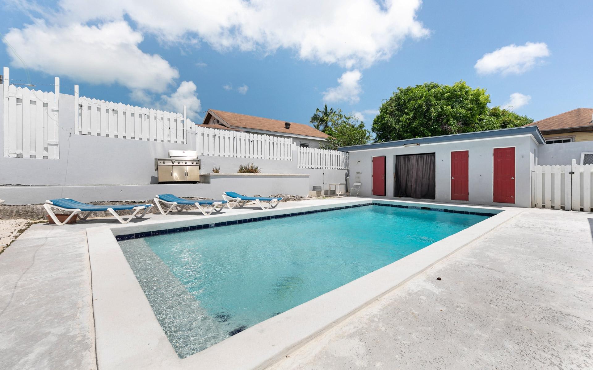 TRIPLEX NEAR PALMDALE