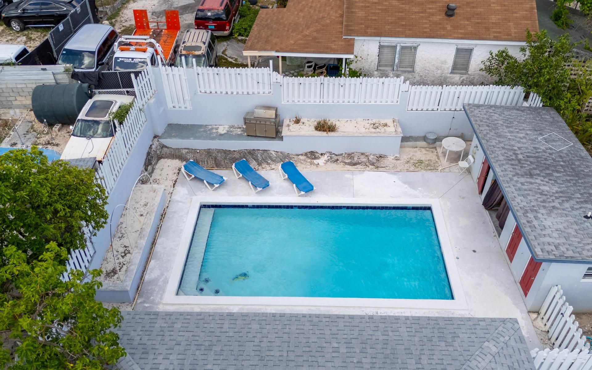 TRIPLEX NEAR PALMDALE