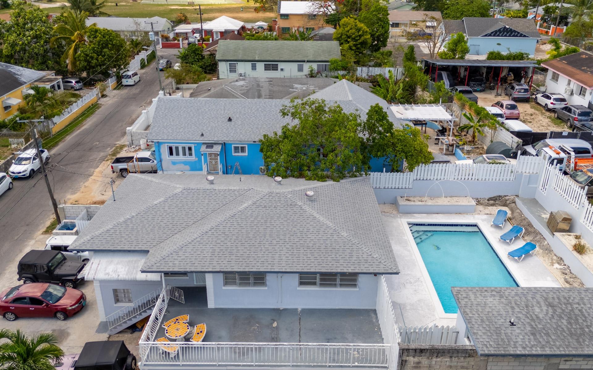TRIPLEX NEAR PALMDALE