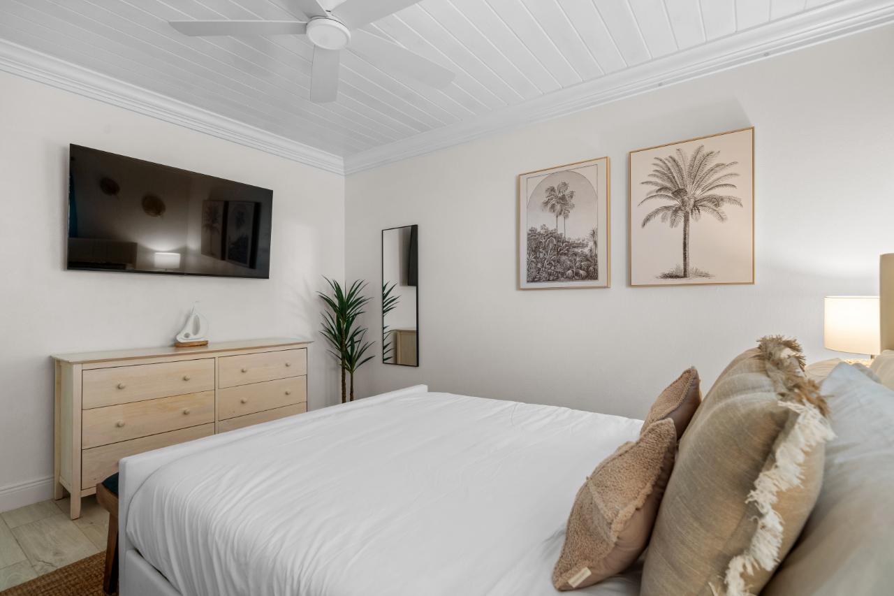 NORTH COAST APARTMENTS