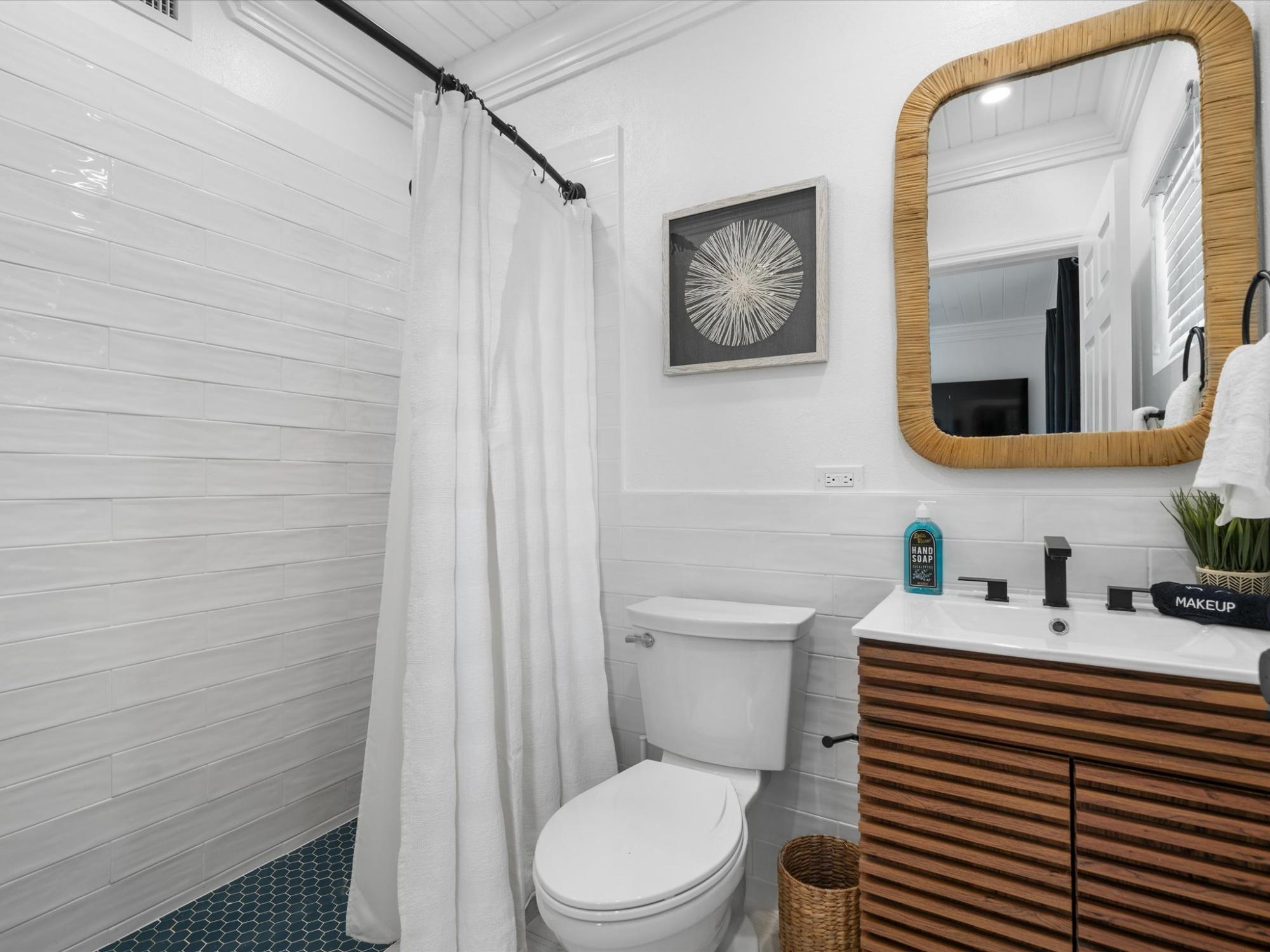 NORTH COAST APARTMENTS