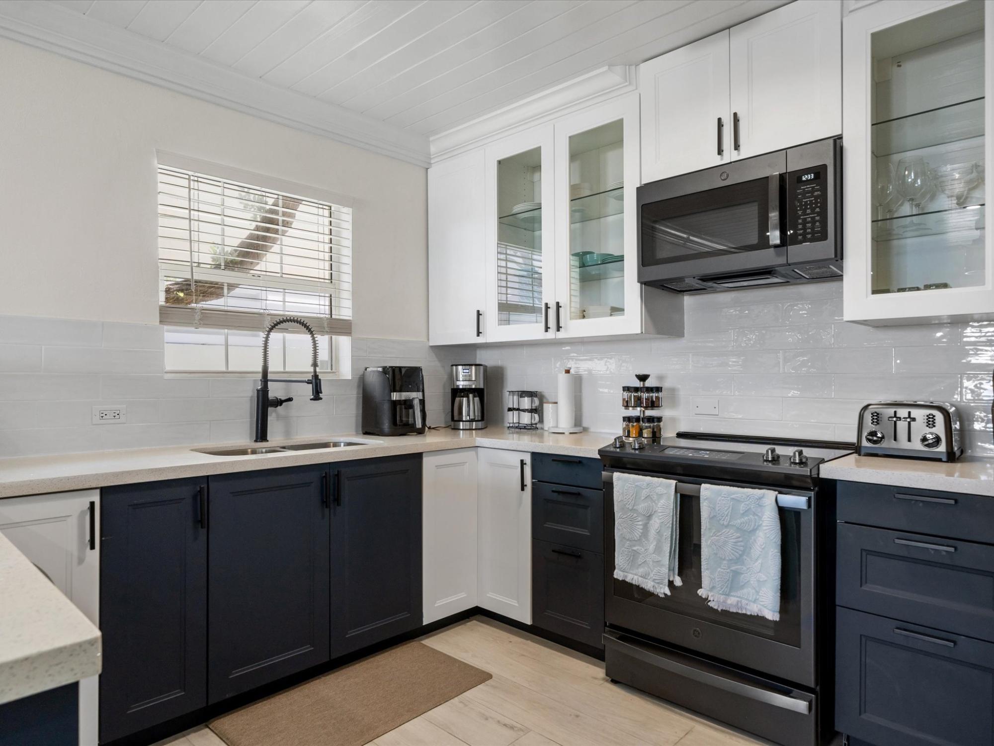 NORTH COAST APARTMENTS