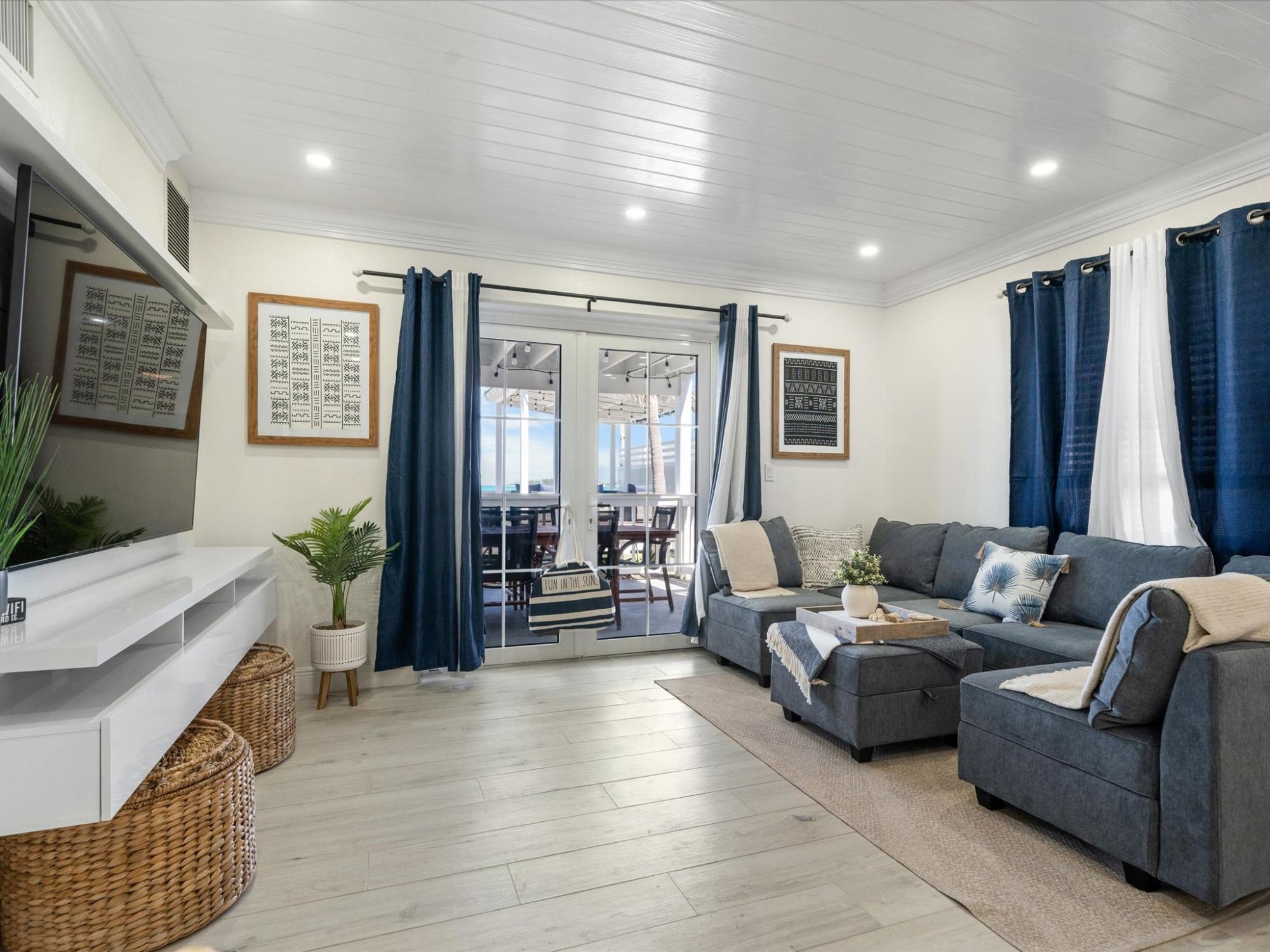 NORTH COAST APARTMENTS