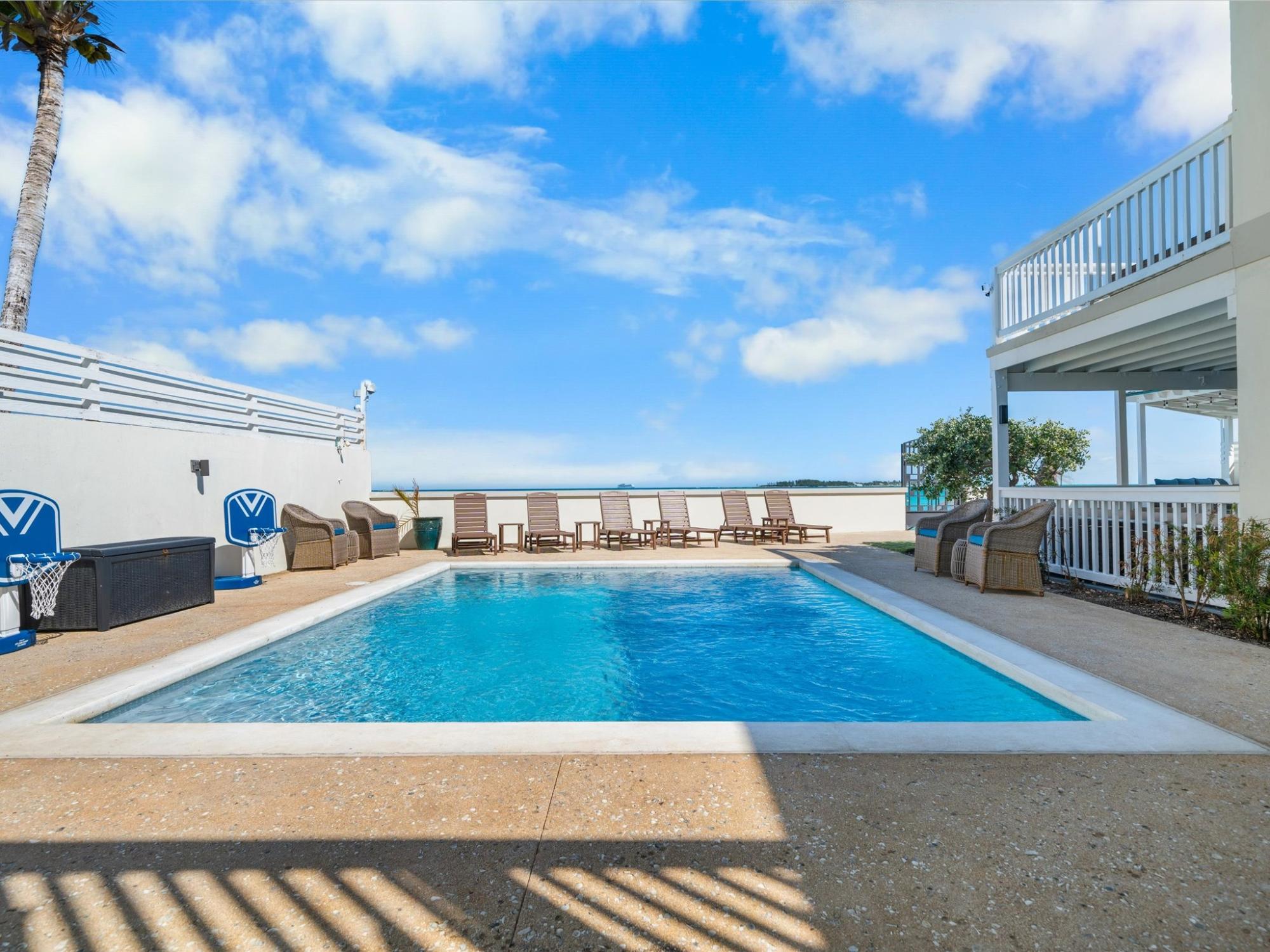 NORTH COAST APARTMENTS