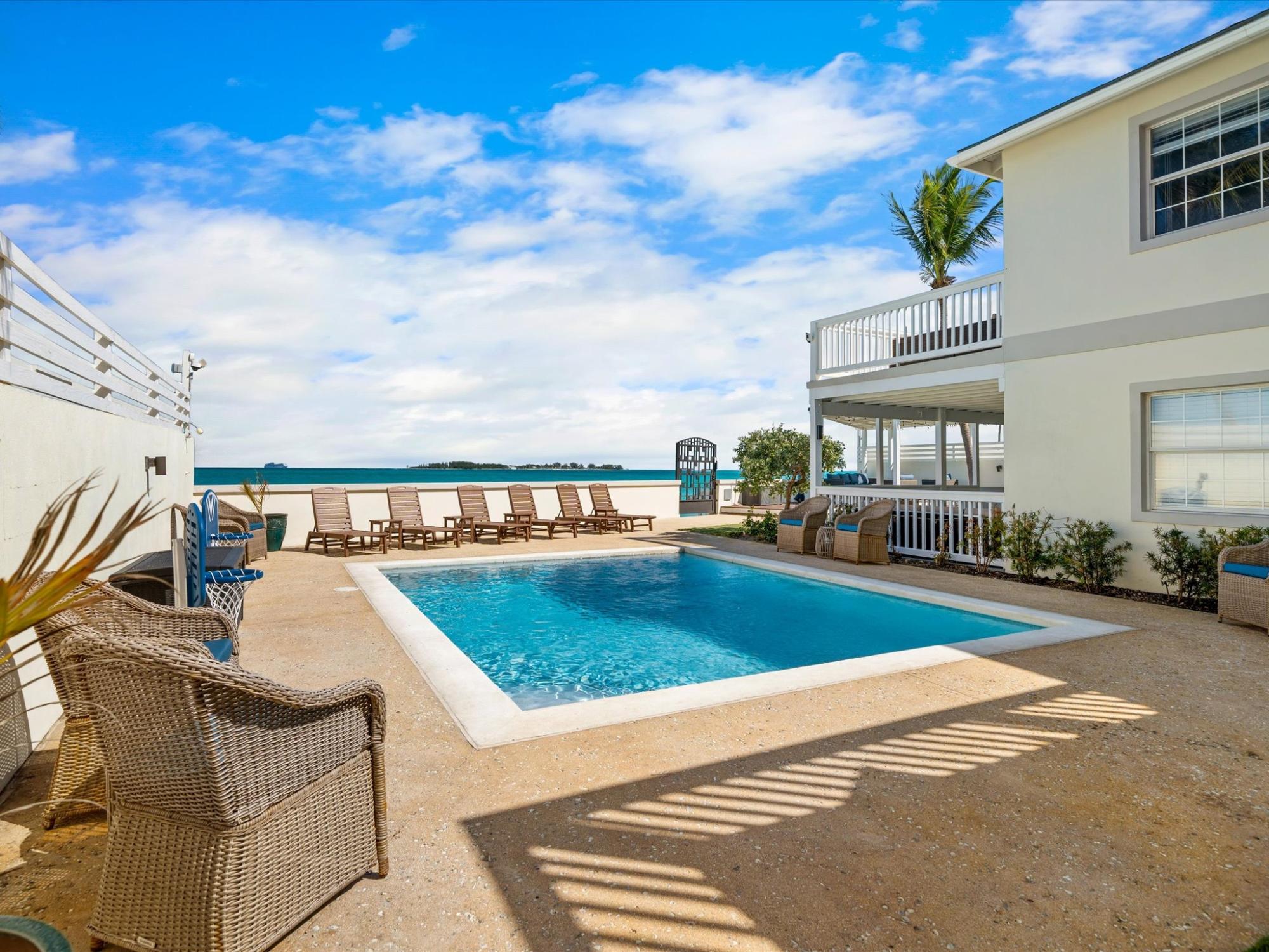 NORTH COAST APARTMENTS