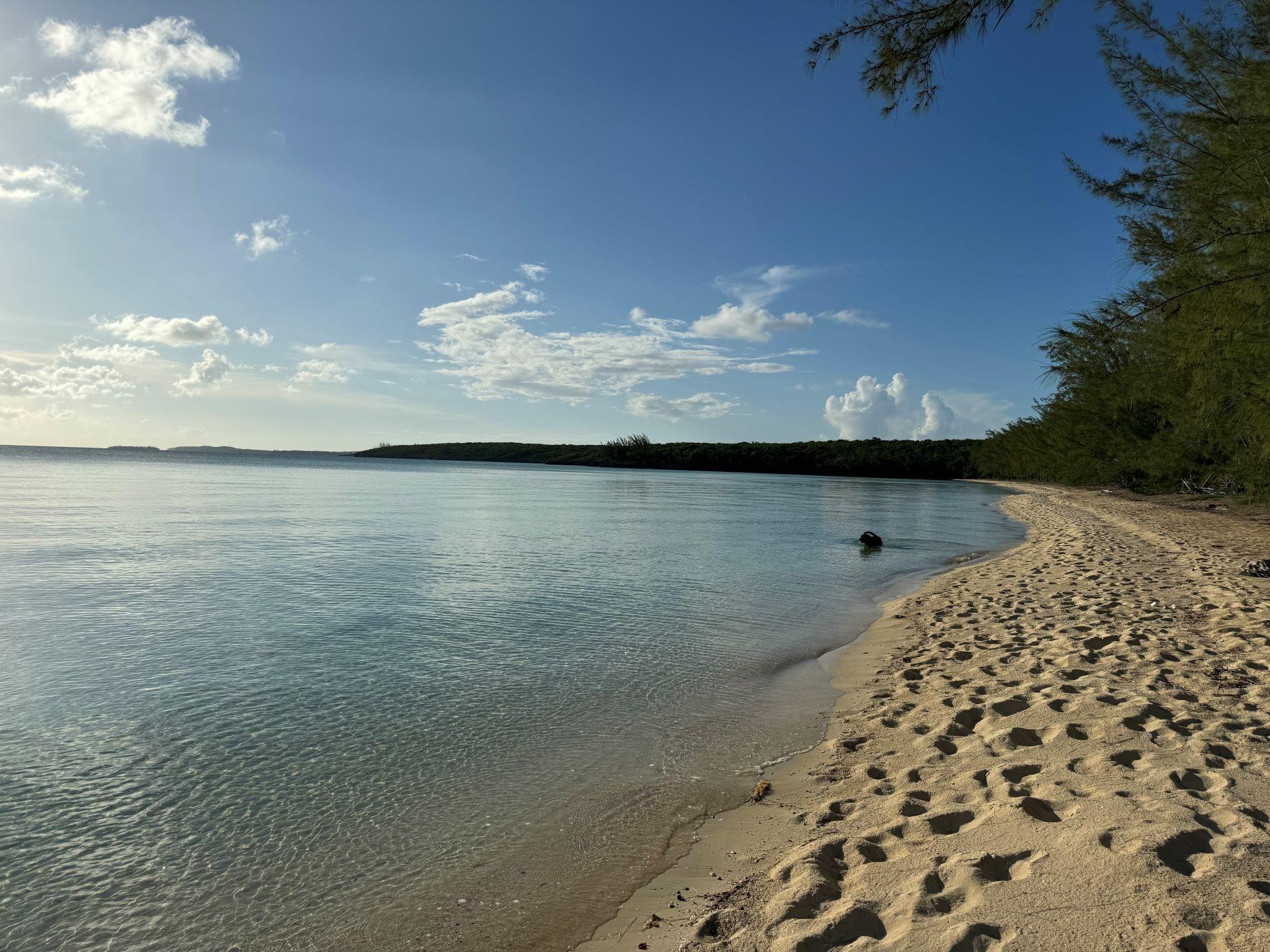 LOT 17B, TEN BAY